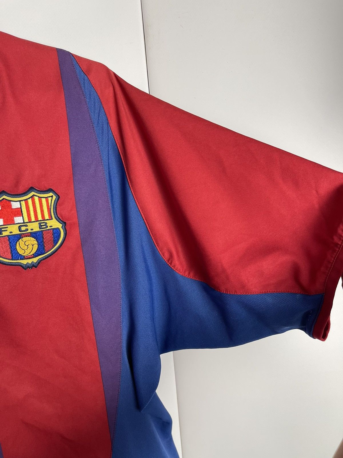 Vintage Nike Barcelona soccer jersey striped total 90 size S