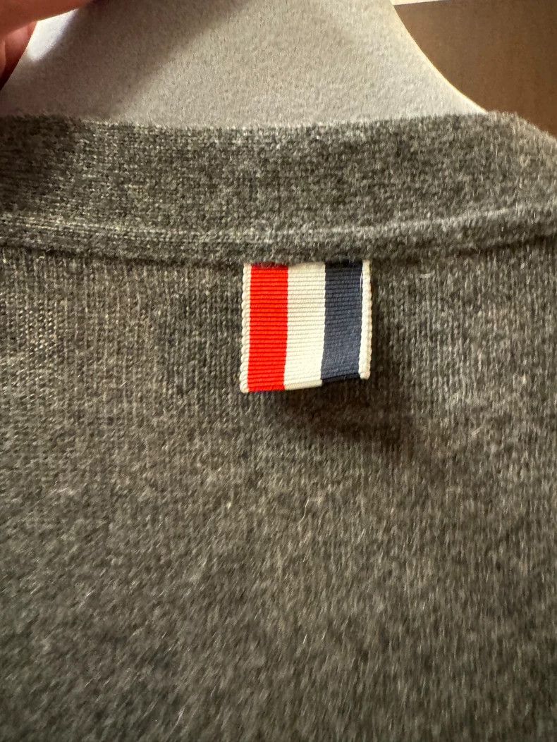 Thom Browne Thom browne Classic dark gray cashmere cardigan jacket 2504 Size US L / EU 52-54 / 3 - 5 Thumbnail