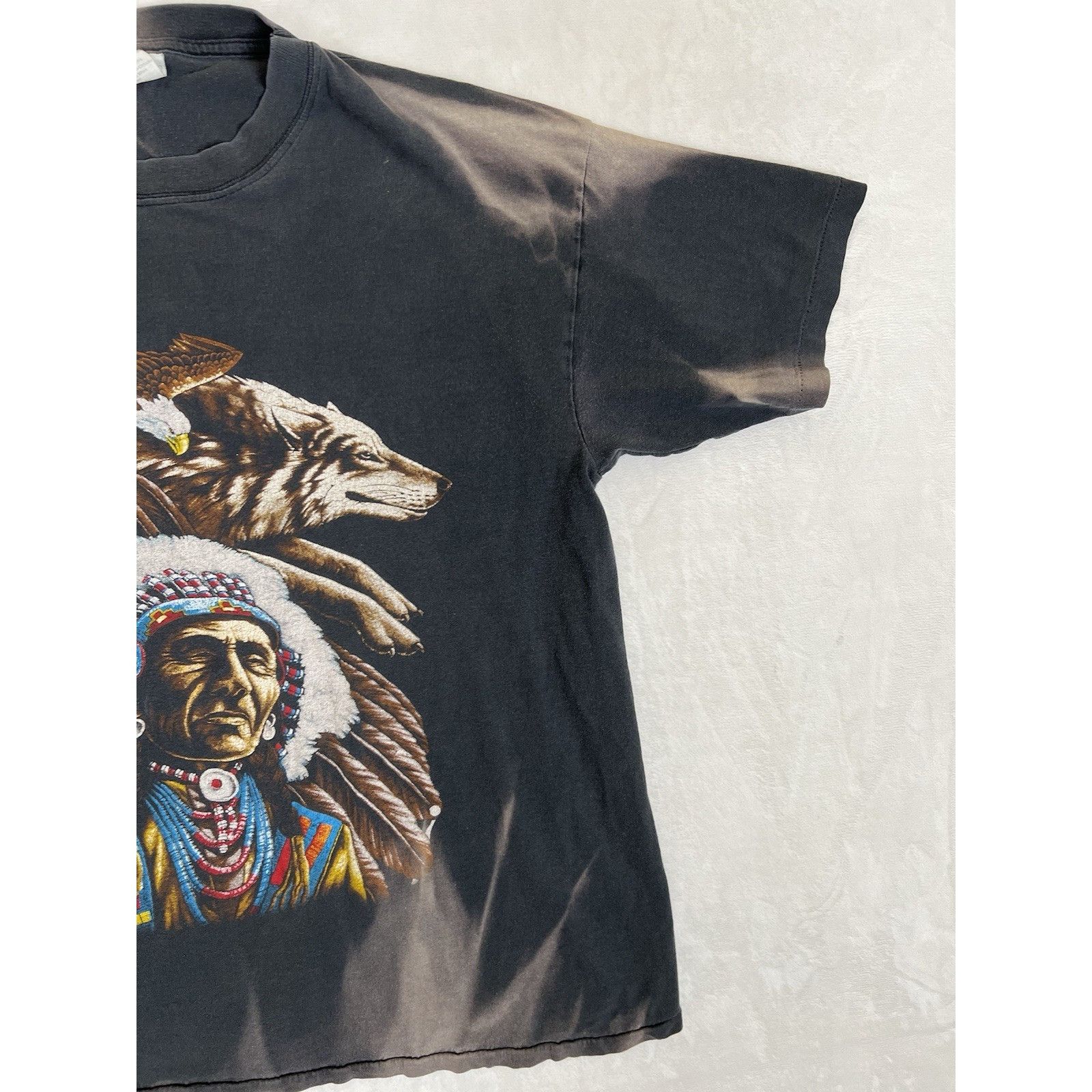 Vintage Vintage American Thunder Native American Eagle Wolf T-Shirt Size US XL / EU 56 / 4 - 4 Thumbnail