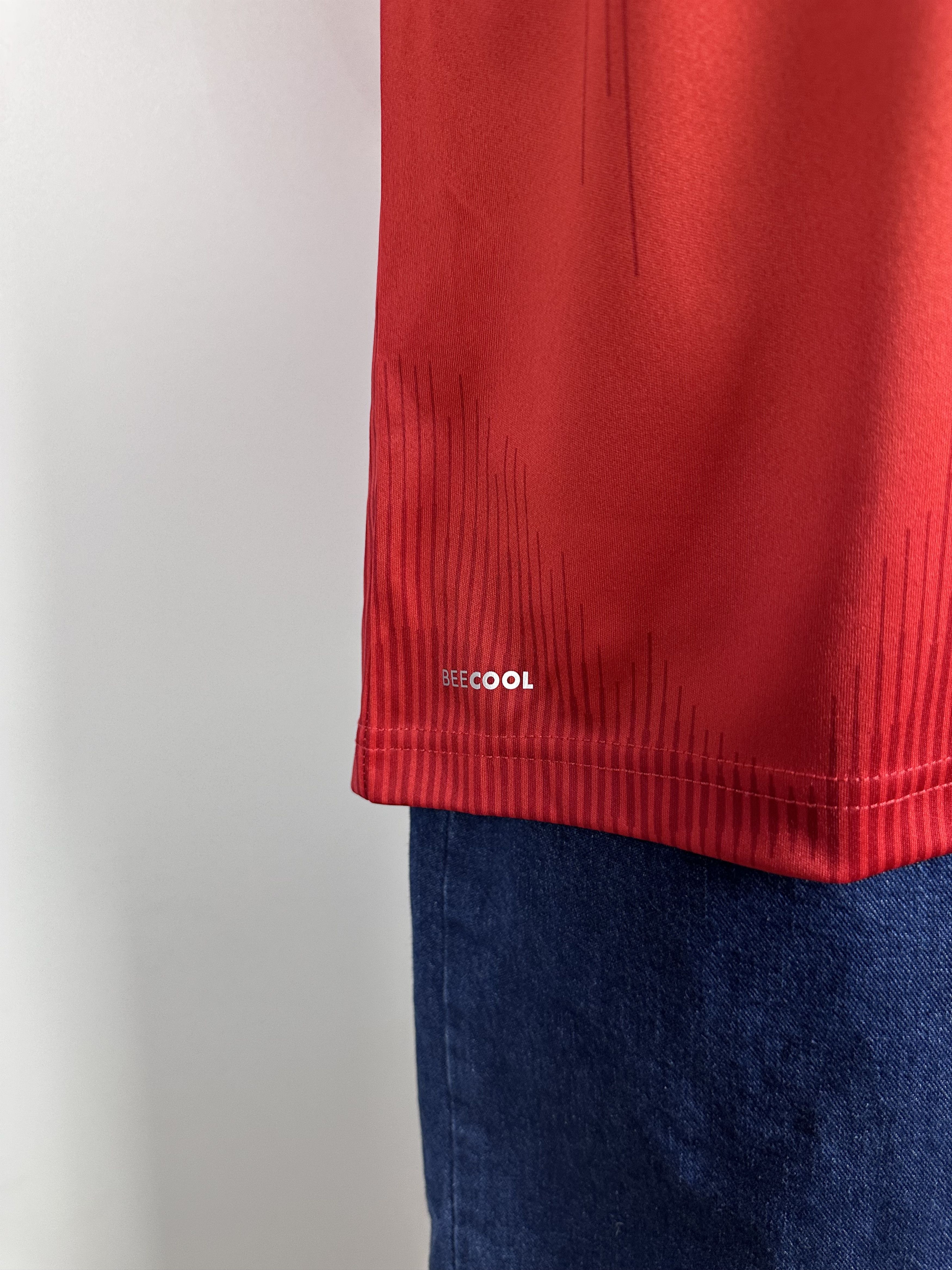 Hummel DENMARK 2021 FOOTBALL SHIRT SOCCER JERSEY #40 DAMSGAARD Size US XL / EU 56 / 4 - 9 Thumbnail