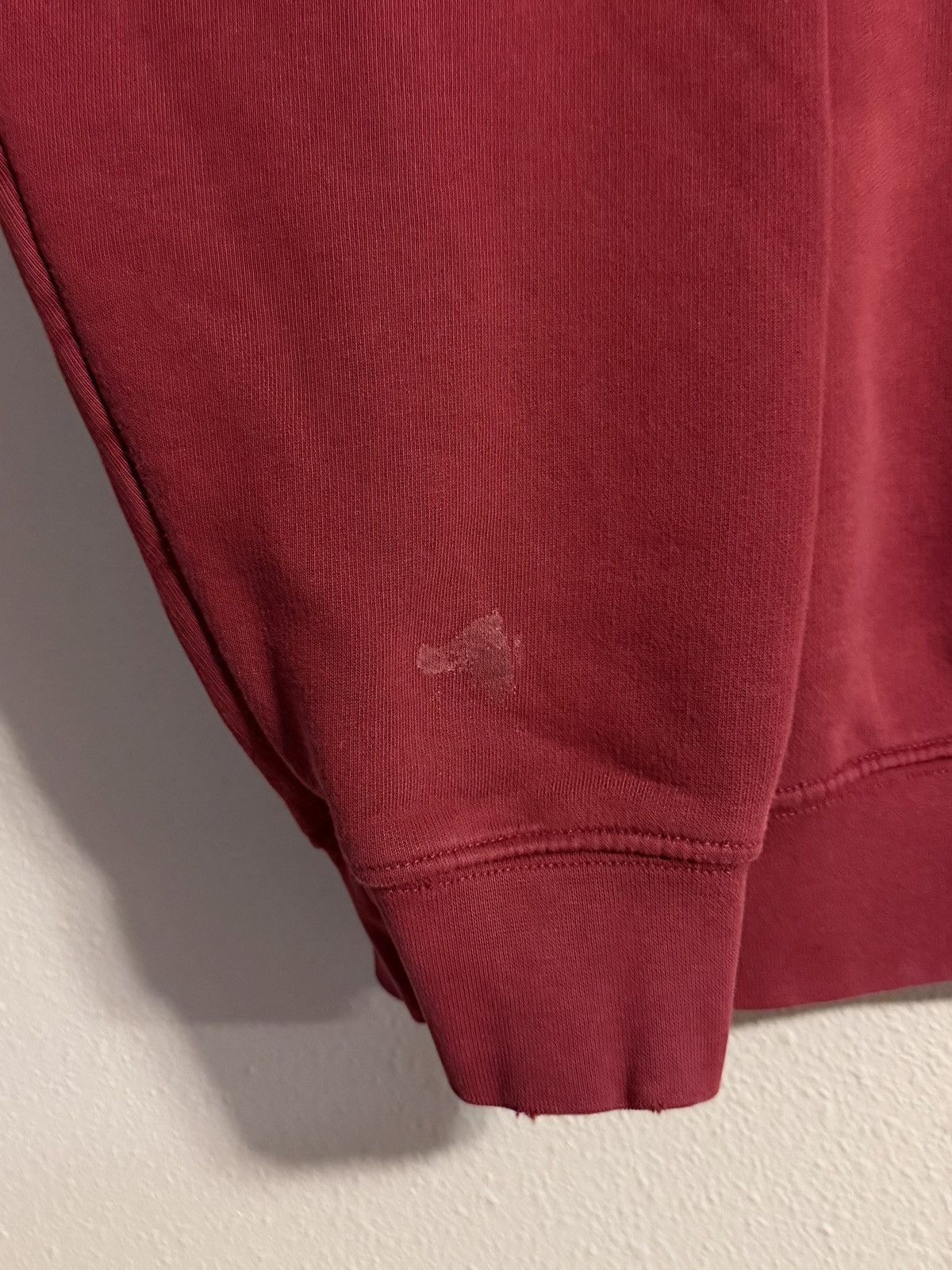 Nike vintage y2k nike silver tag red crewneck xl 2000s silver tag Size US XL / EU 56 / 4 - 4 Thumbnail