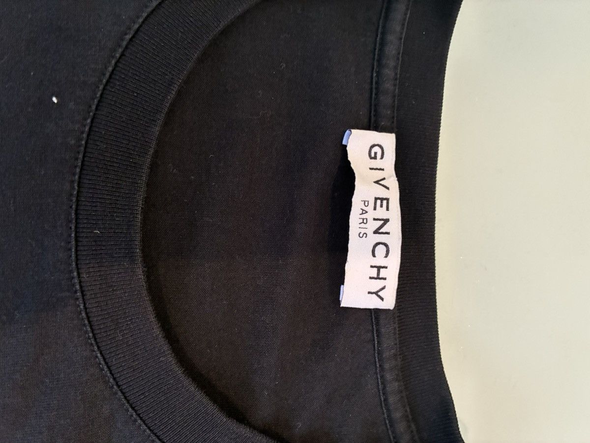 Givenchy Givenchy T Shirt Size US M / EU 48-50 / 2 - 4 Thumbnail