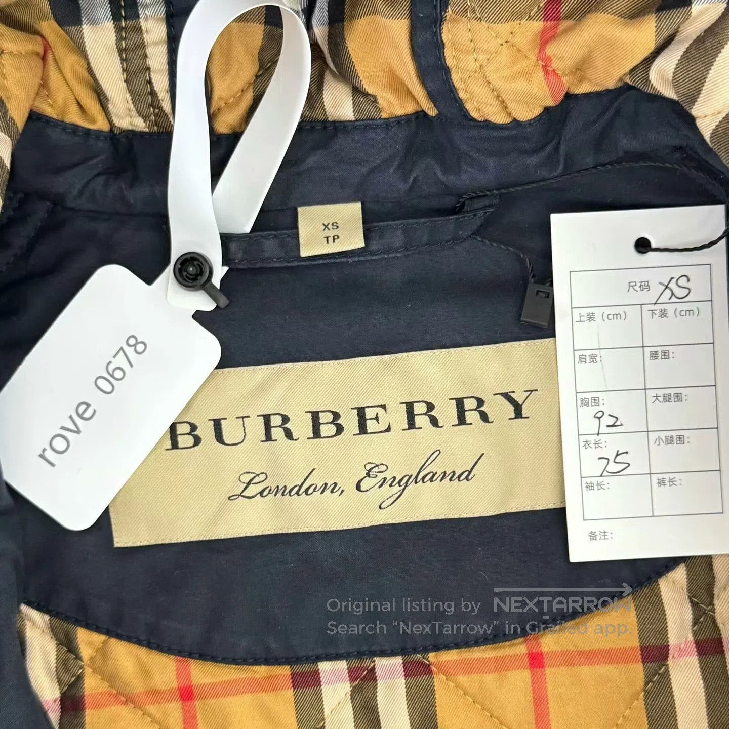 Burberry Burberry Quilted Cotton Jacket with Embroidery. Size XS / US 0-2 / IT 36-38 - 2 Thumbnail