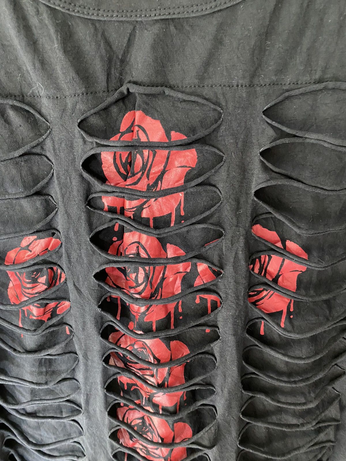 Super Lovers 2000s Hell Cat Punk Lazer Cut hagi Rose Cross tee Size US M / EU 48-50 / 2 - 4 Thumbnail