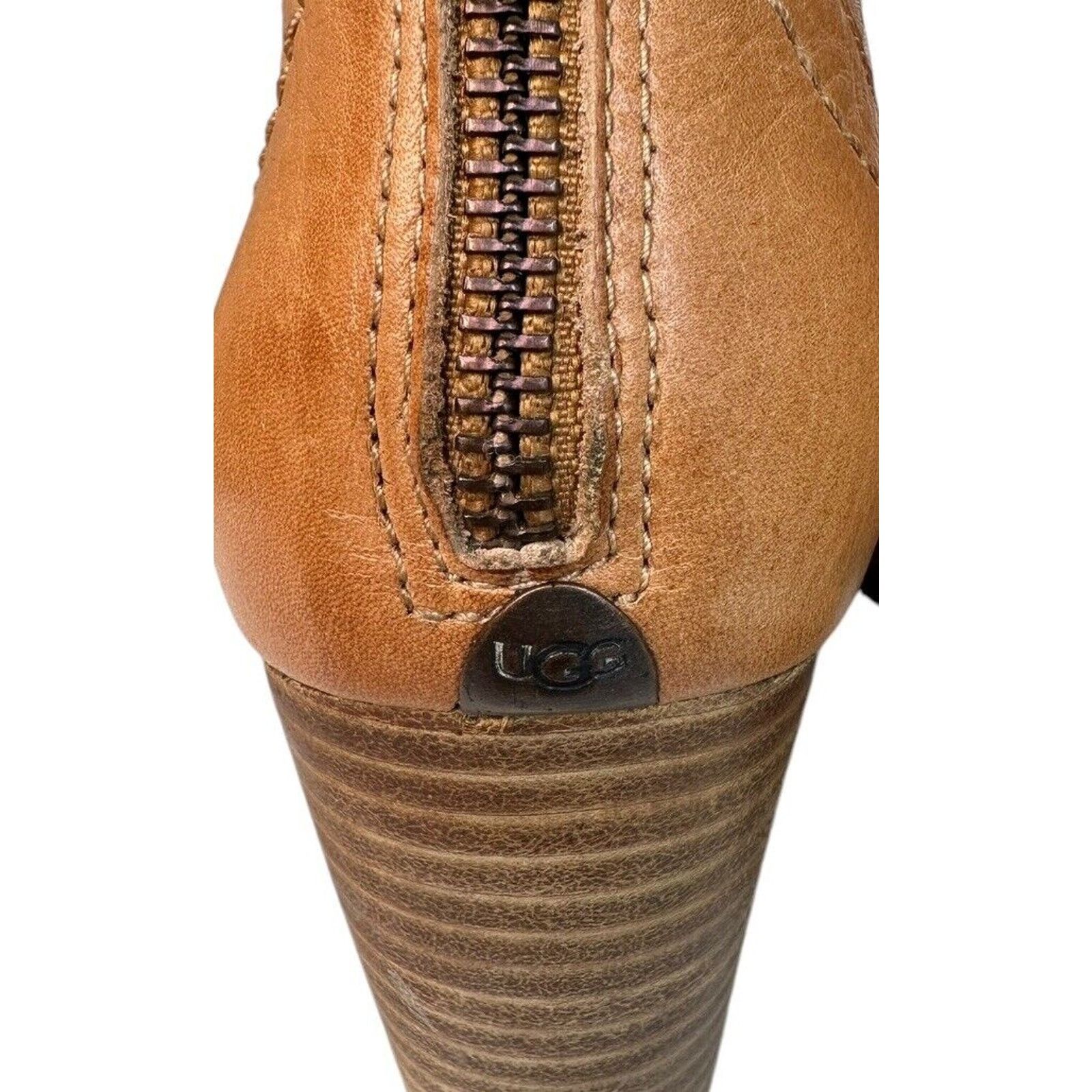 Ugg UGG Charlotte Perforated Tan Leather Cowgirl Ankle Booties 7 Size US 7 / IT 37 - 9 Thumbnail