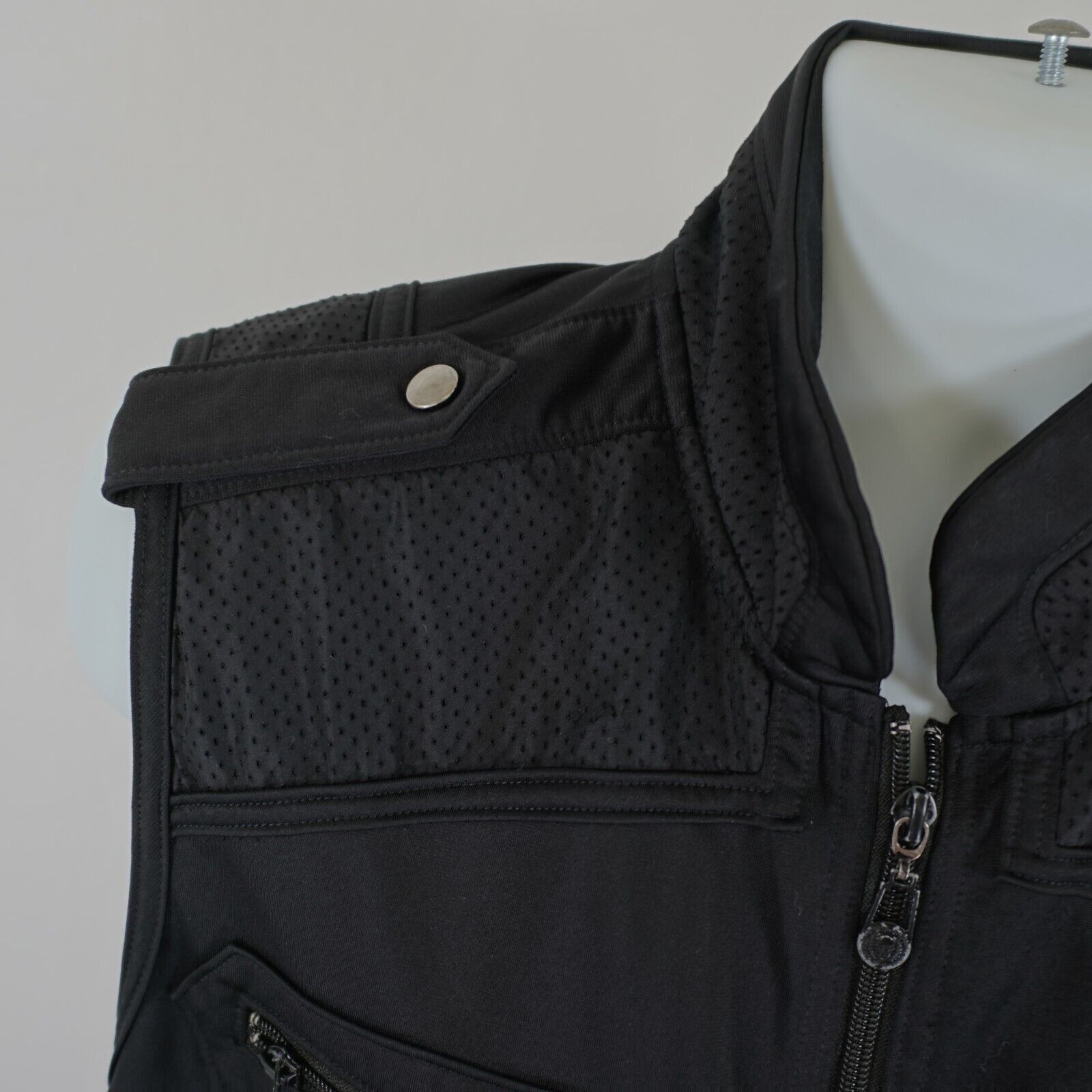 Guess G Gy Guess Full Zip Black Sleeveless Vest Medium Size US M / EU 48-50 / 2 - 3 Thumbnail