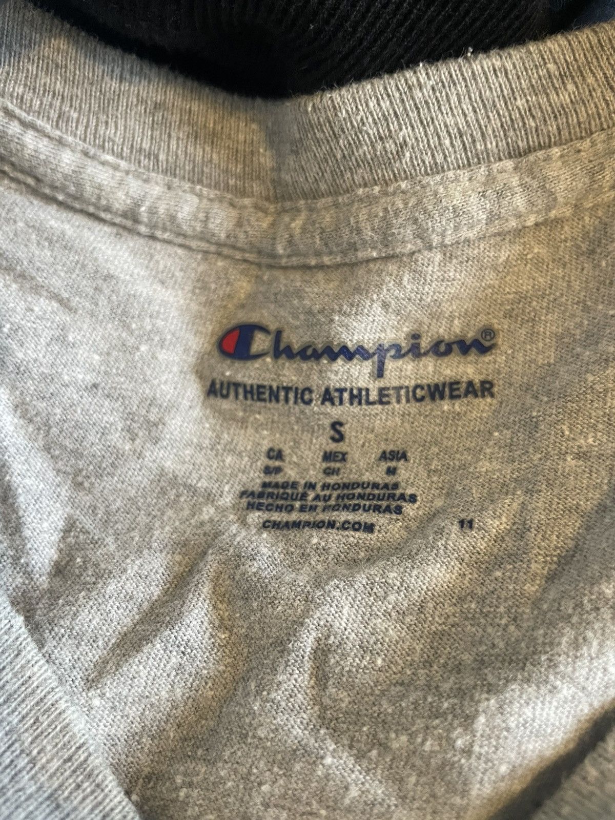 Champion Grey Champion T-Shirt men’s small used great condition Size US S / EU 44-46 / 1 - 3 Thumbnail