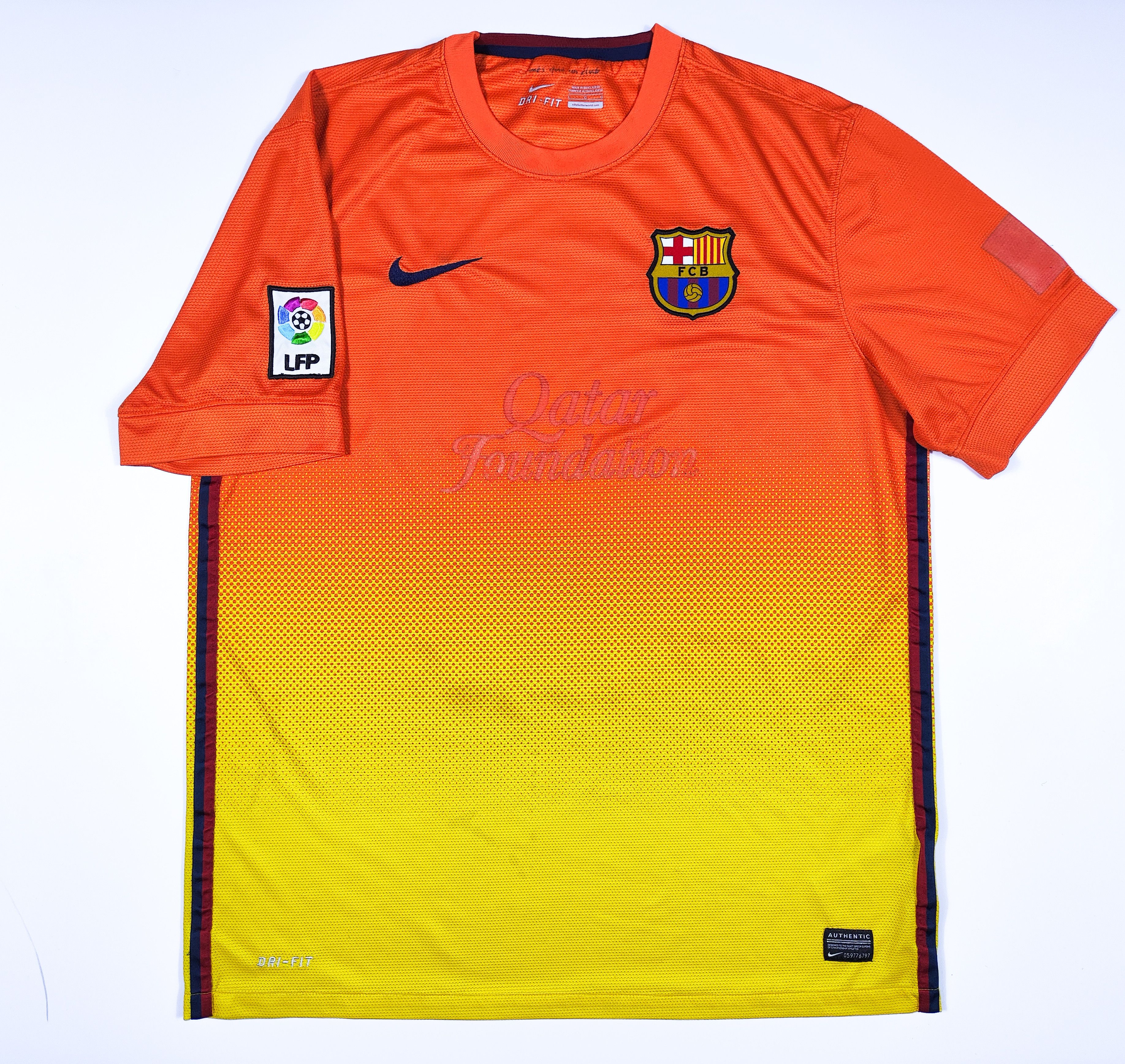 Nike Barcelona 13/14 third away #9 Alexis | Grailed