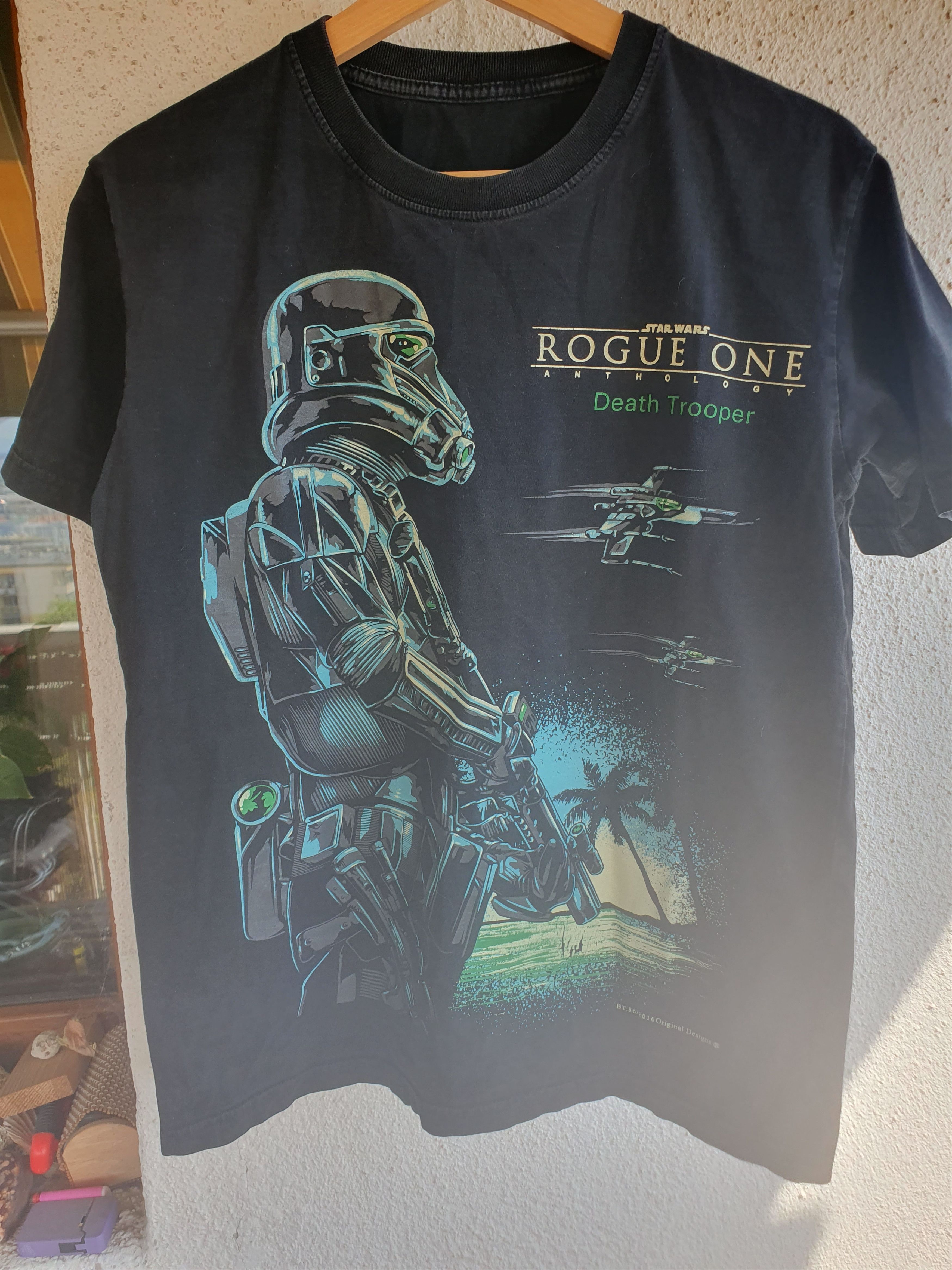 Star Wars BT86 Star Wars Rogue One Death Trooper 2016 t-shirt sz M Size US M / EU 48-50 / 2 - 1 Thumbnail