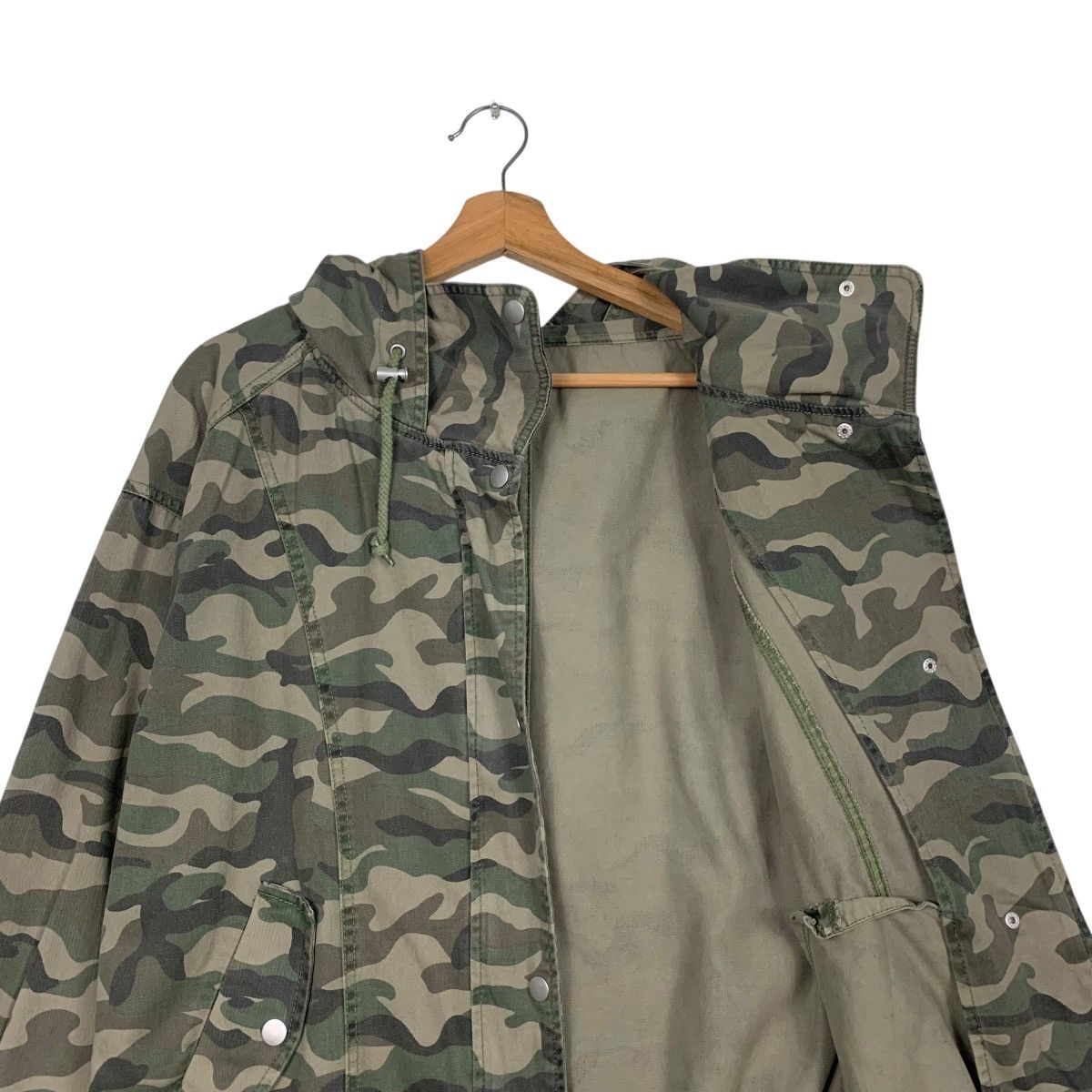 Japanese Brand COLONY 2139 Jungle Camo Hoodie Jacket Parka #2415-C108 Size US S / EU 44-46 / 1 - 11 Thumbnail