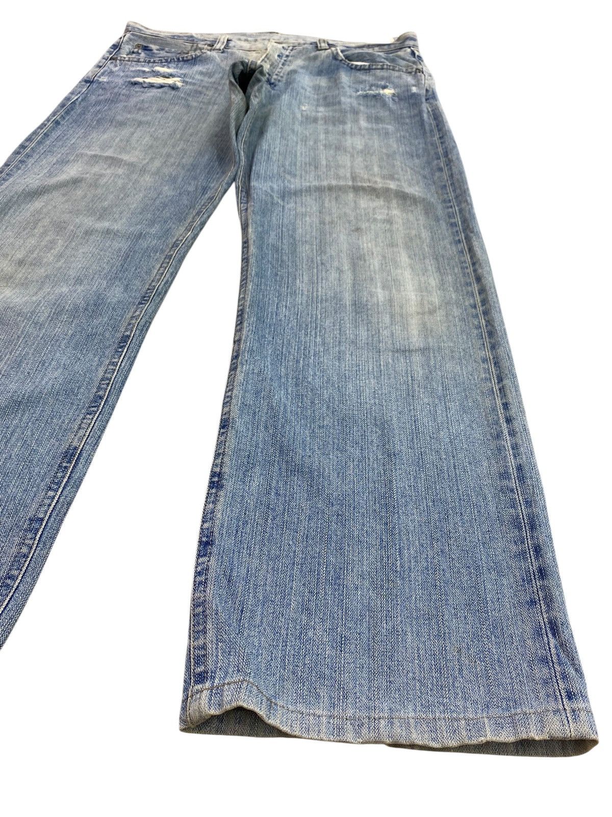 Uniqlo Uniqlo Faded Blue Wash Ripped Style Loose Jeans Size US 36 / EU 52 - 8 Thumbnail