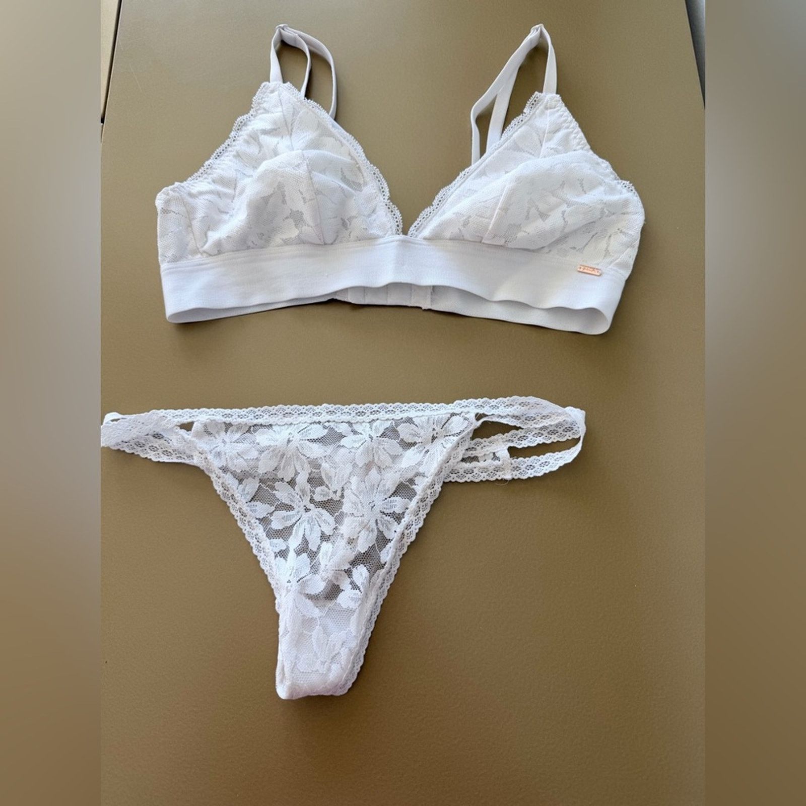 Other White Lace Bralette and Panties Panty Set Bra M panties S Size ONE SIZE - 5 Thumbnail