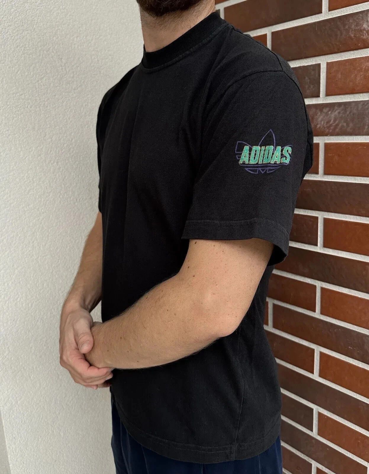 Adidas VINTAGE 1990s ADIDAS SHIRT TEE 90s BLOKE LOGO RETRO Size US S / EU 44-46 / 1 - 4 Thumbnail