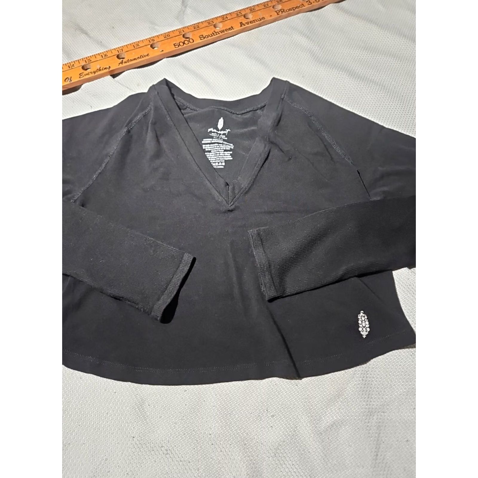 Vintage FP Movement Shirt Womens Medium Black Crop Top Casual Stretch Tee Minimalist Size M / US 6-8 / IT 42-44 - 2 Thumbnail
