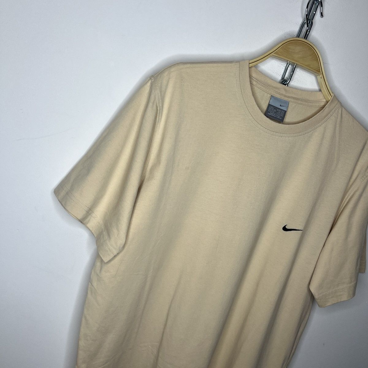 Nike × Vintage Vintage Nike Center Swoosh T-Shirt Size US L / EU 52-54 / 3 - 4 Thumbnail
