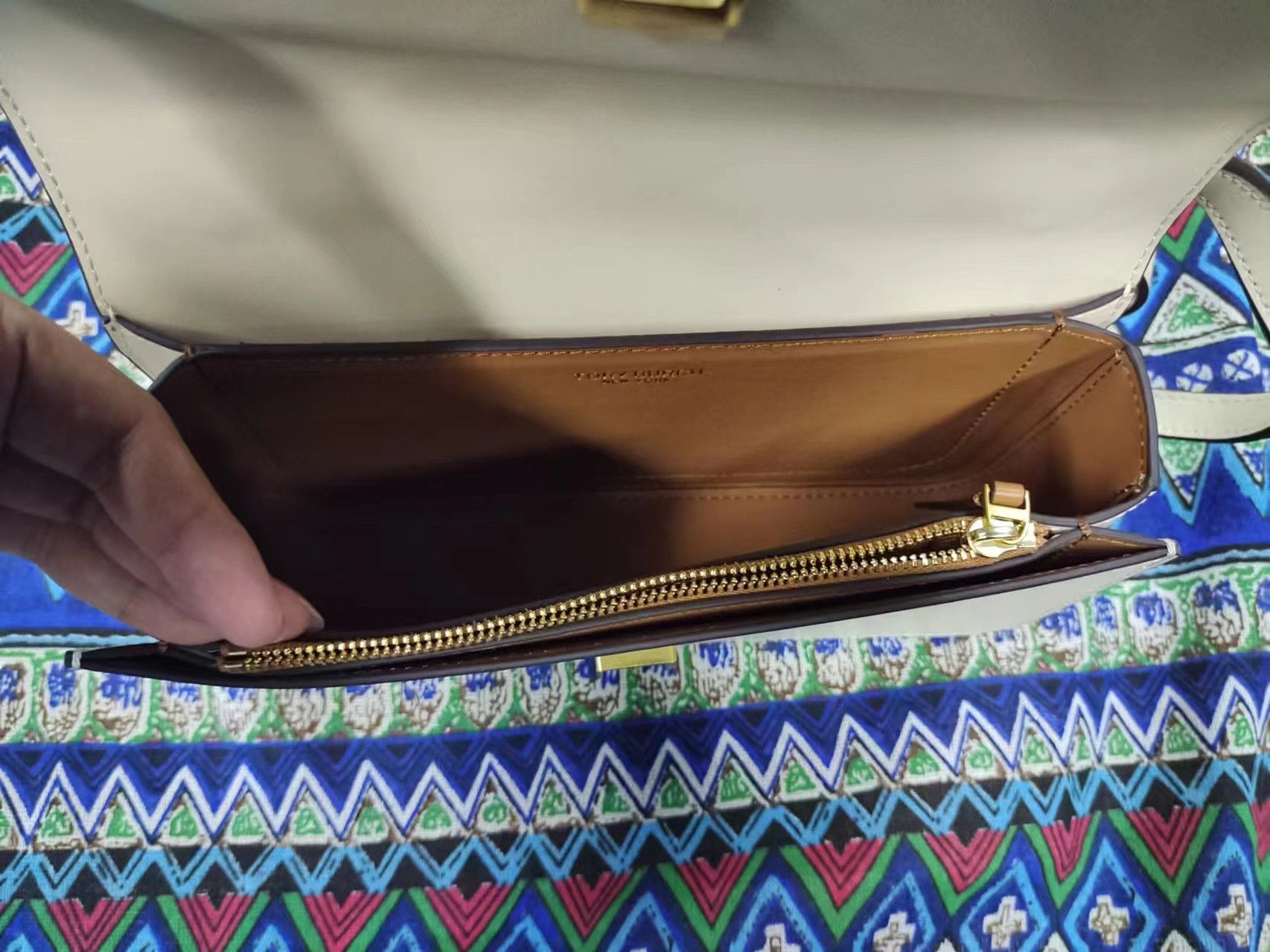 Tory Burch TORY BURCH Eleanor Small Convertible Leather Shoulder Bag Size ONE SIZE - 4 Thumbnail