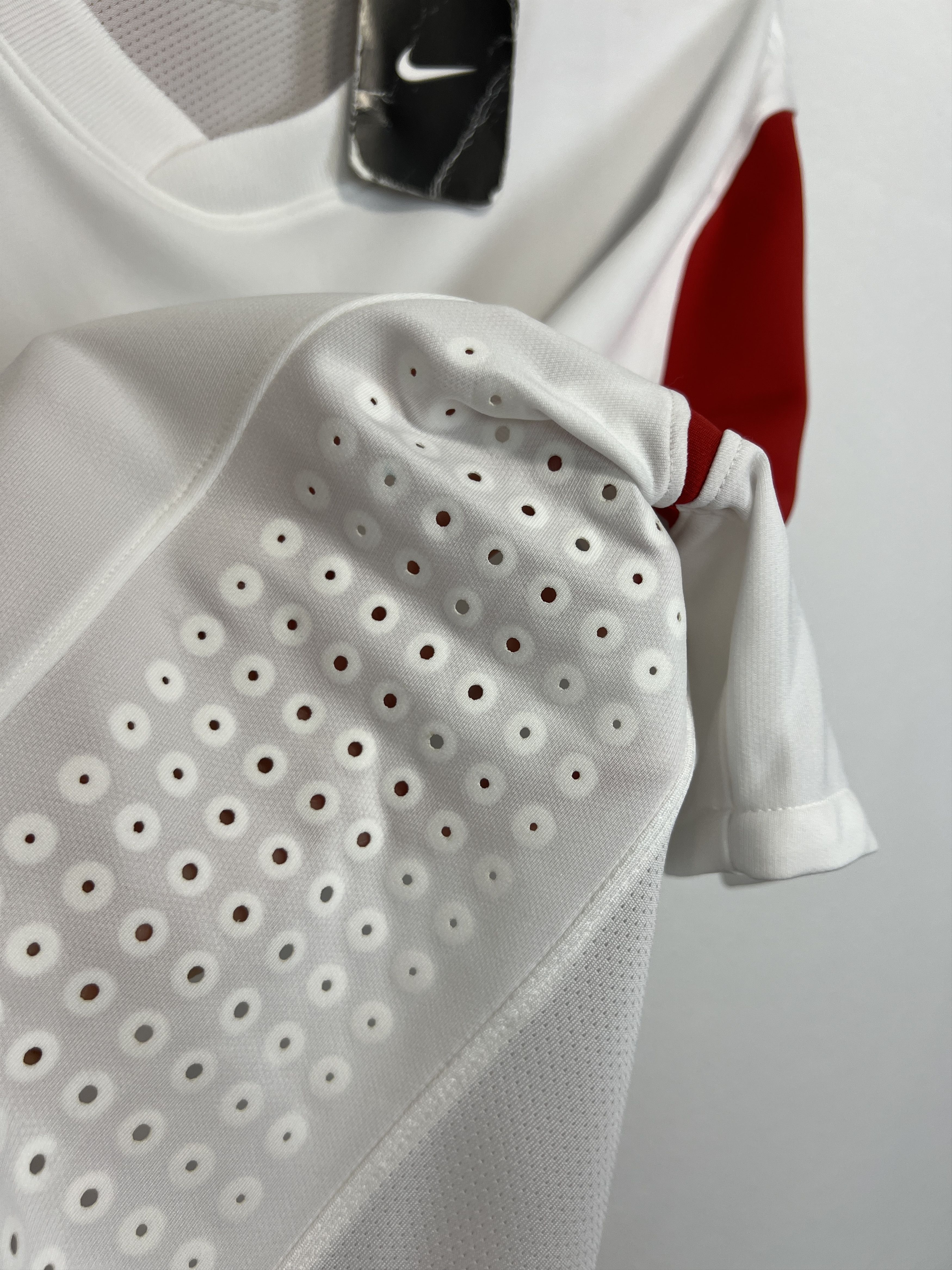 Nike Poland Home football shirt Soccer Player Issue Jersey Trikot Size US XXL / EU 58 / 5 - 6 Thumbnail