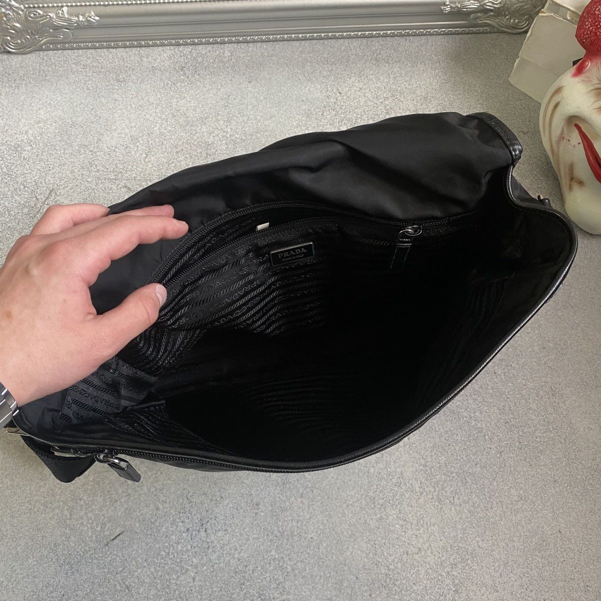 Prada Prada Bag Nylon Messenger Crossbody Size ONE SIZE - 10 Thumbnail