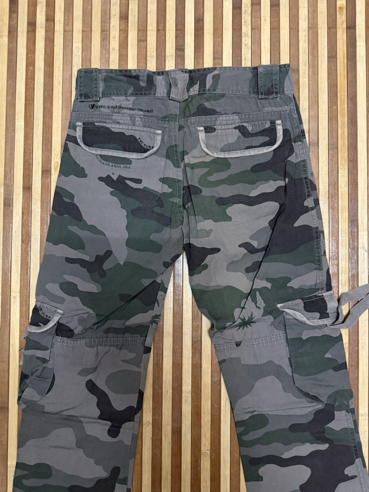Japanese Brand T&C Surf Design Camouflage Japanese brand Cargo Pants Unisex Size US 28 / EU 44 - 7 Thumbnail