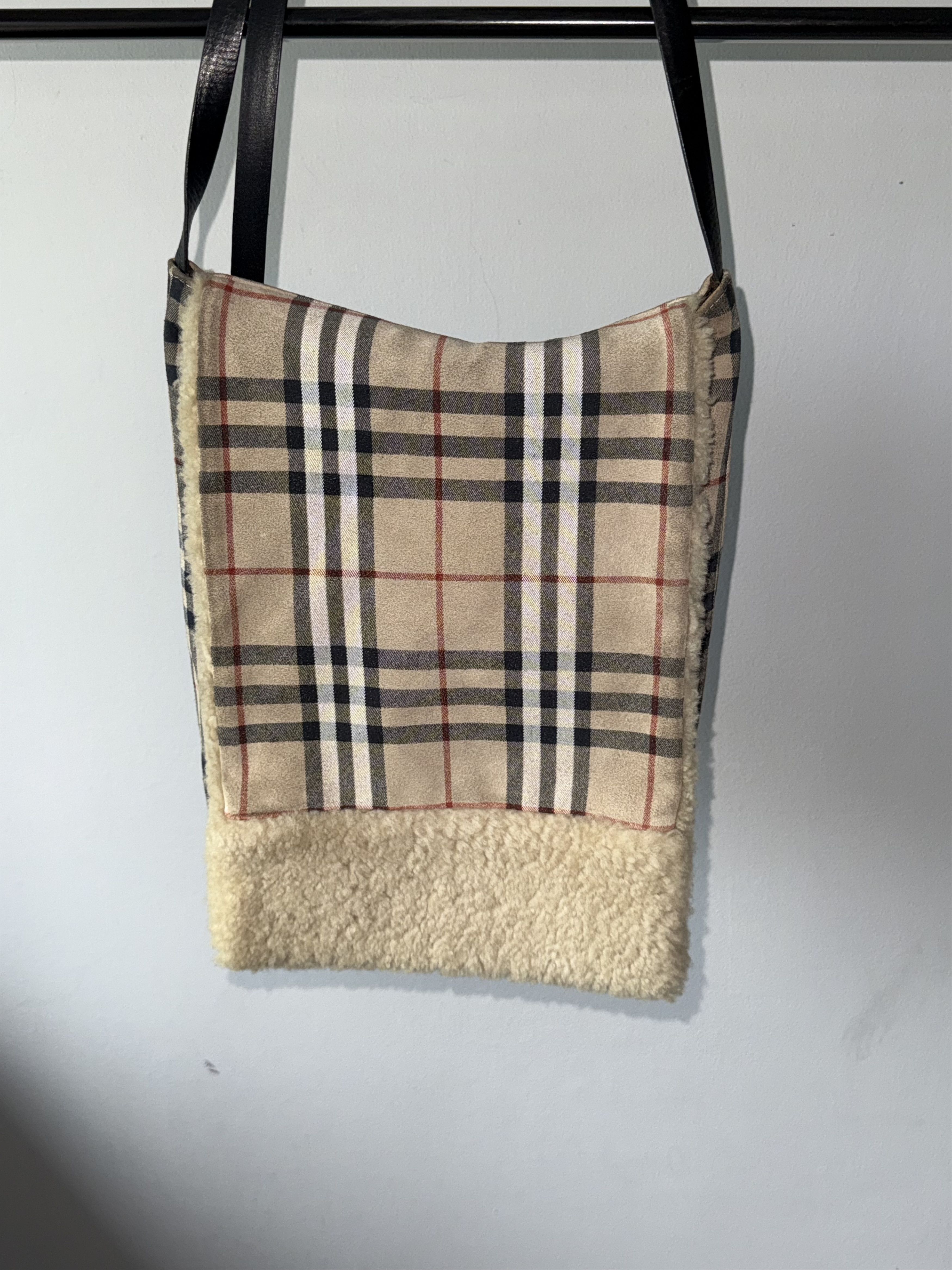 Burberry Burberry Nova Check Suede Shearling Shoulder Open Flap Bag Size ONE SIZE - 16 Thumbnail