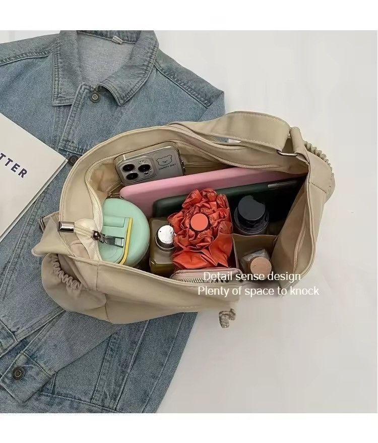 Japanese Brand Casual Nylon Hobos Crossbody Bags Size ONE SIZE - 7 Thumbnail
