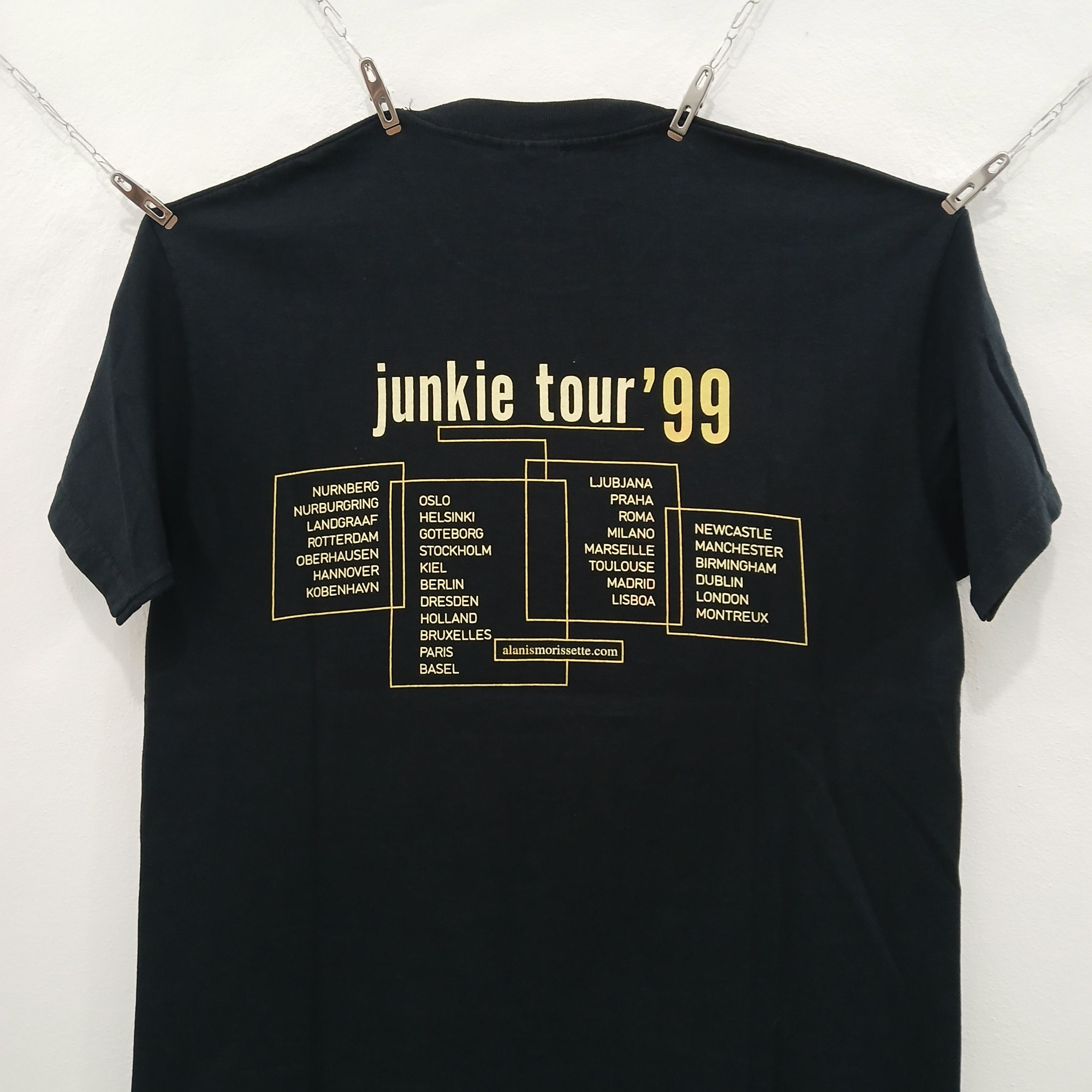Band Tees ALANIS MORISSETTE Junkie Tour99 Vintage Europe Tee 90's Size US L / EU 52-54 / 3 - 5 Thumbnail