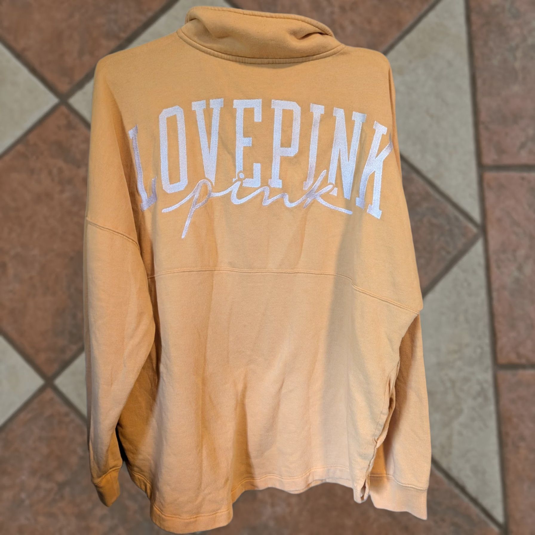 Pink Victoria's Secret Varsity Half Zip Sweatshirt Medium Yellow Pullover Logo Women Adult M 1/4 Zip Zipper Classic Logo V-Neck Pullover Long Sleeve, Women's
