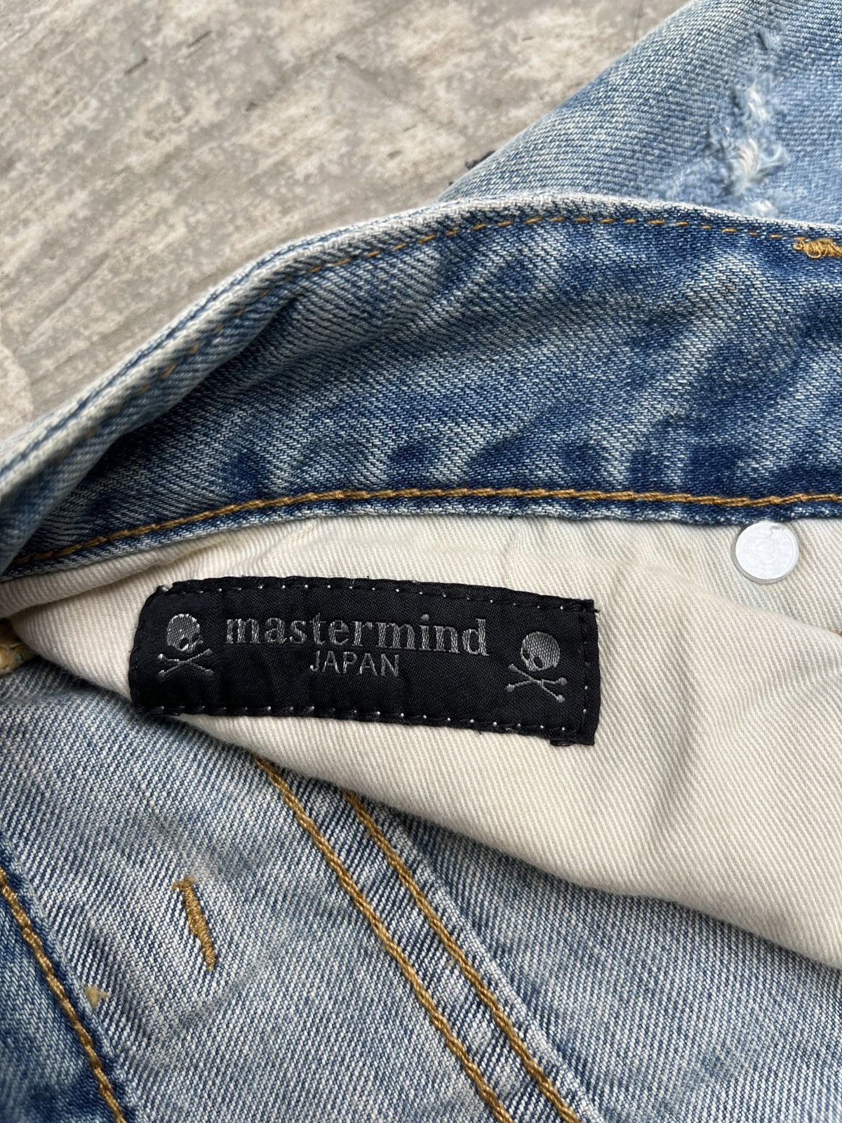 Mastermind Japan SS13 Mastermind Japan “Dreaming” Distressed Washed Jeans Size US 36 / EU 52 - 8 Thumbnail