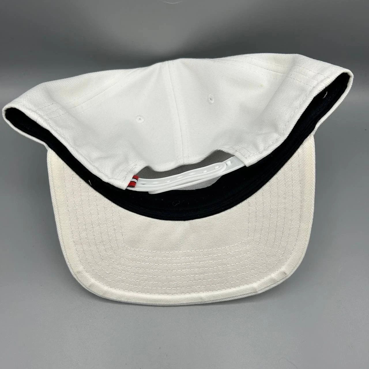 Jordan Brand Air Jordan Paris Saint Germain Hat Men White Snap Back Cap Size ONE SIZE - 5 Thumbnail