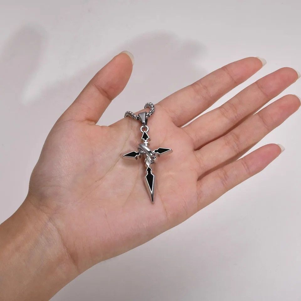 Jewelry Arrow Shaped Cross Necklaces Size ONE SIZE - 4 Thumbnail
