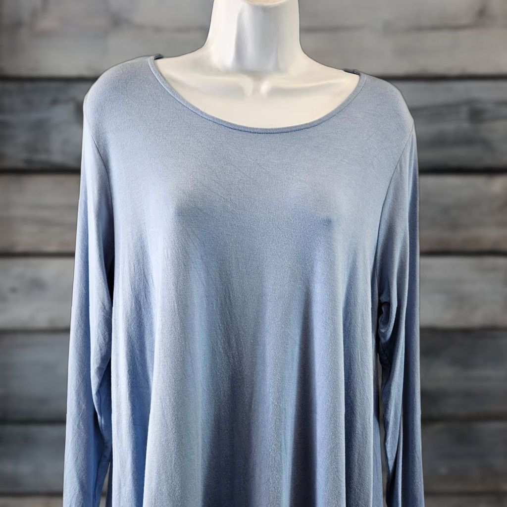 Vintage Comfy USA Womens Tunic Top Sz M Solid Blue Long Sleeve Asymmetrical Hem Shirt Blouse Womens M Blue Tunic Size M / US 6-8 / IT 42-44 - 1 Thumbnail