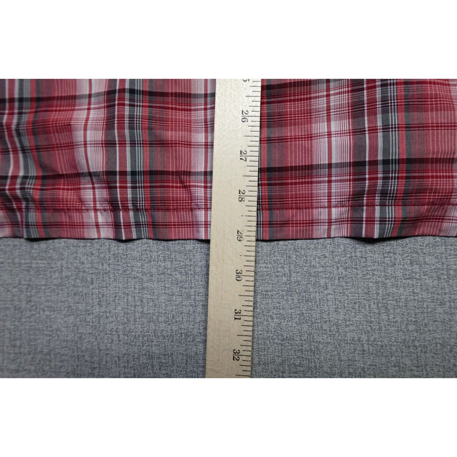 Vintage Kuhl Eluxor Button Up Shirt Mens M Red Plaid Lightweight Outdoor Travel Short Sleeve Button-Up Shirt Size US M / EU 48-50 / 2 - 7 Thumbnail