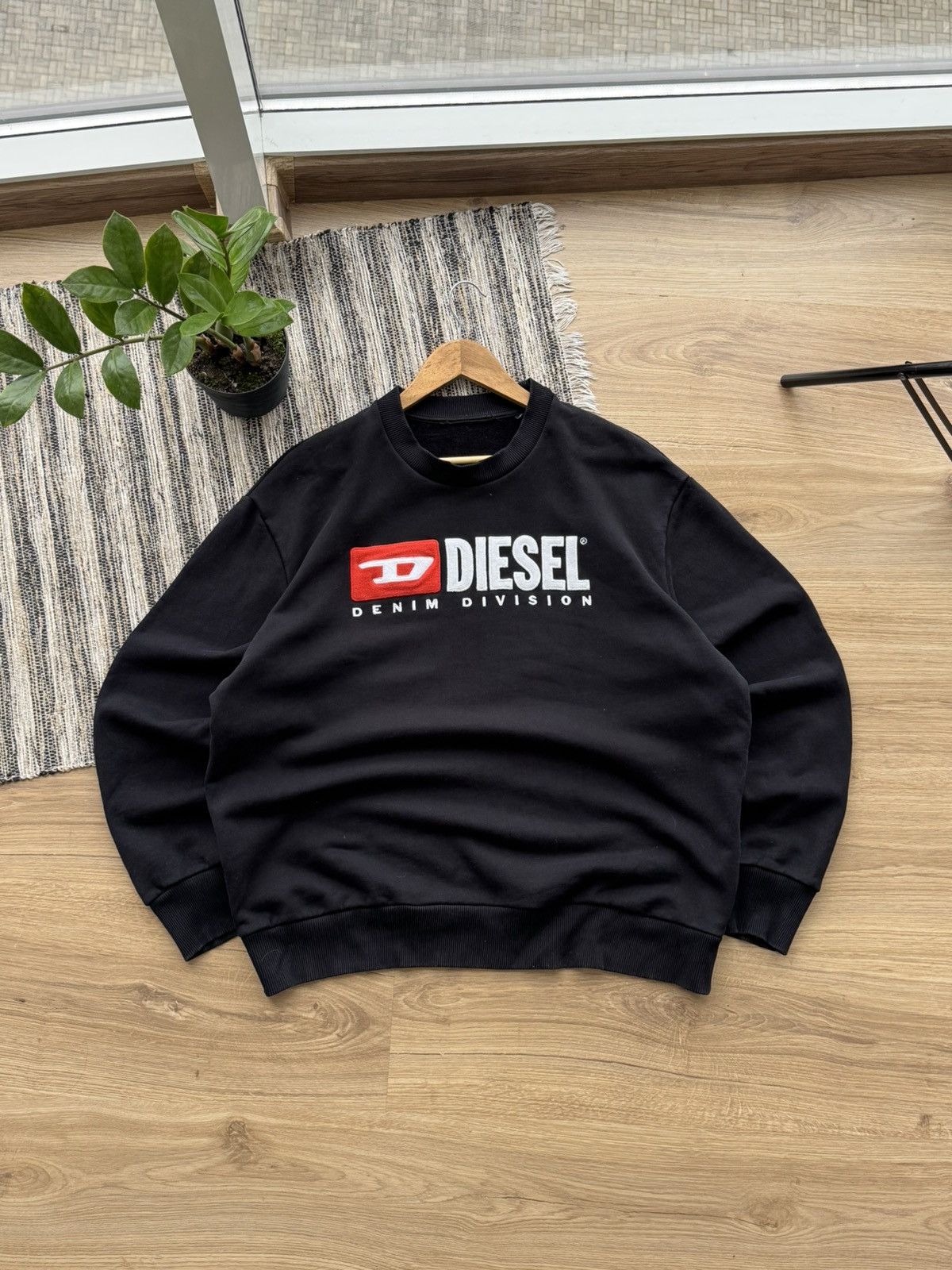 DIESEL Embroidered Big Logo Black Sweatshirt Men Size L