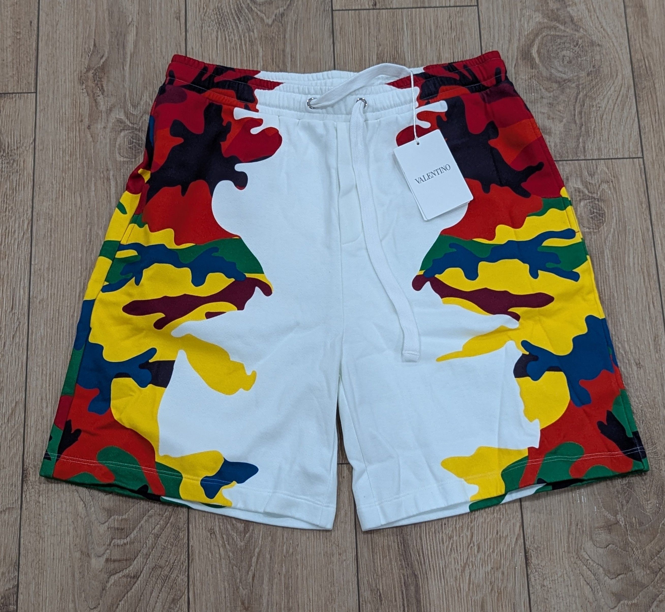 Valentino Valentino Camo Print Cotton Blend Logo Sweat Shorts White S Size US 30 / EU 46 - 1 Thumbnail