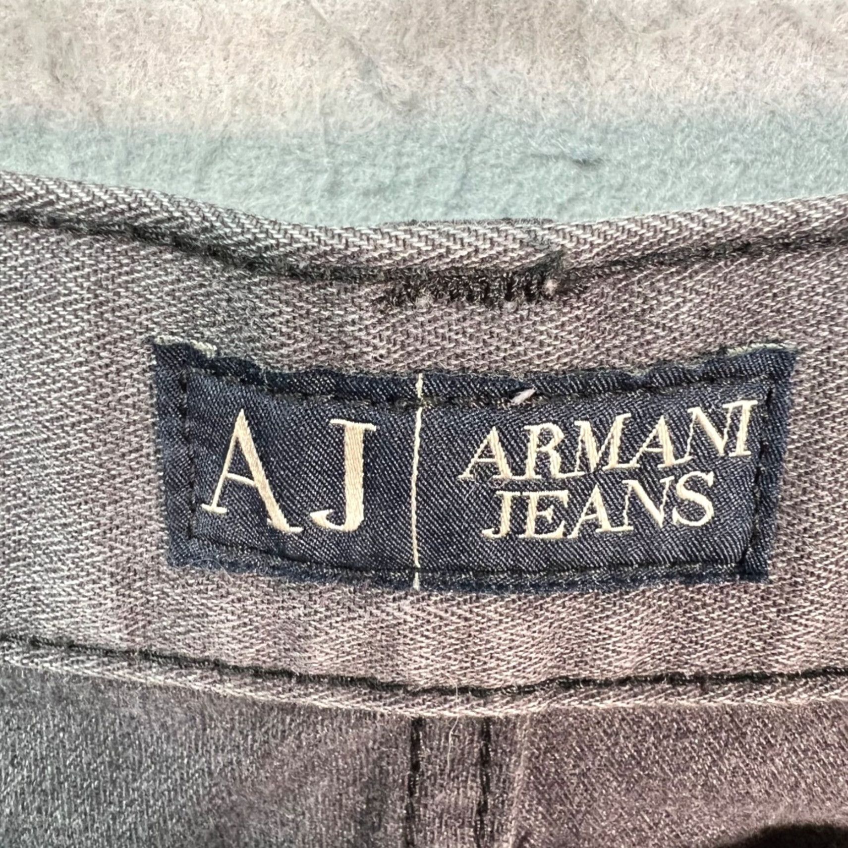 Vintage AJ Armani Jeans Mens 33 Slim Fit Gray Denim Jeans Made In Italy 5-Pocket Design Size US 33 - 3 Thumbnail