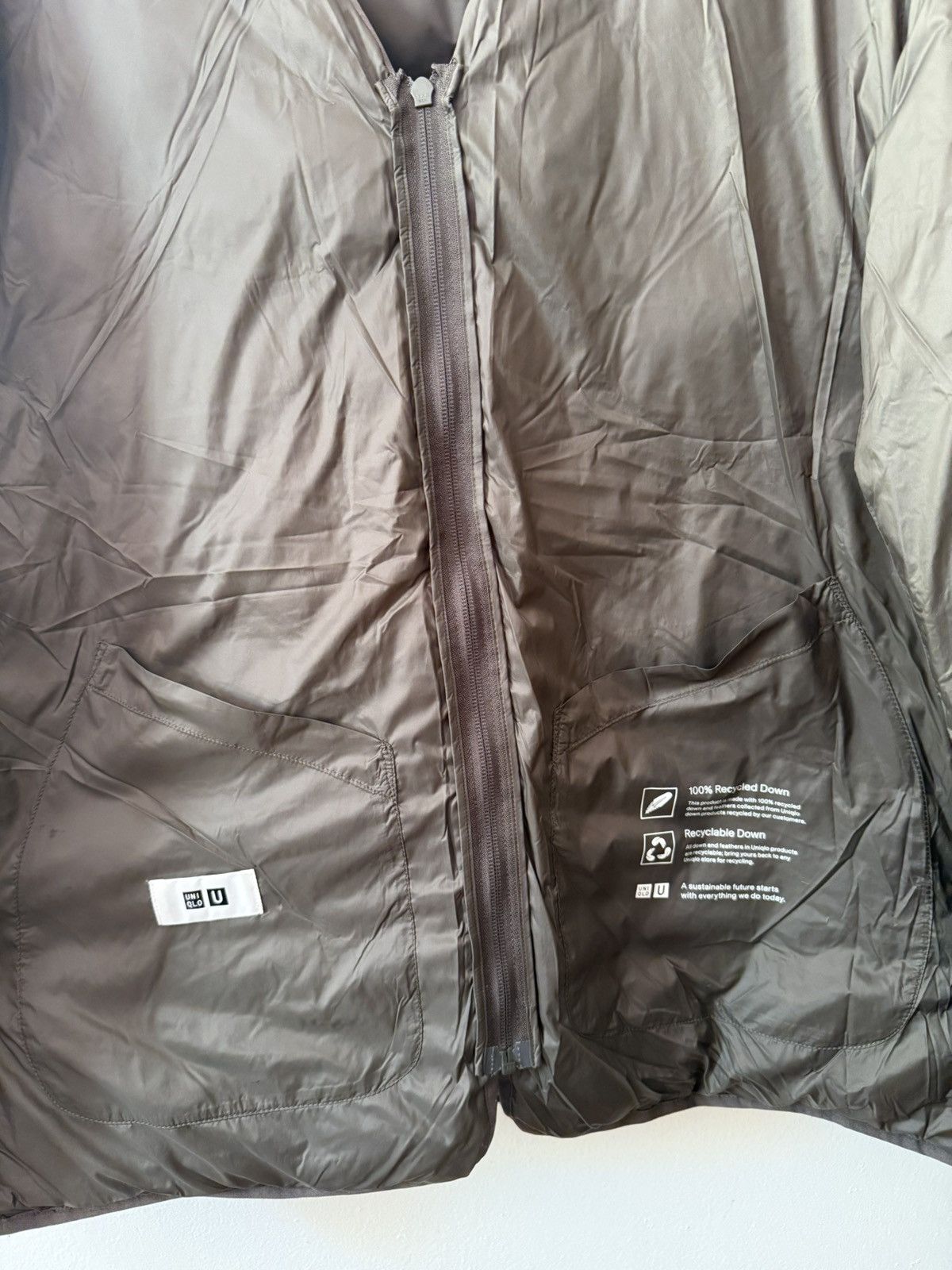 Uniqlo Uniqlo U Military Style Liner V-Neck Padded Light Down Size US XL / EU 56 / 4 - 6 Thumbnail
