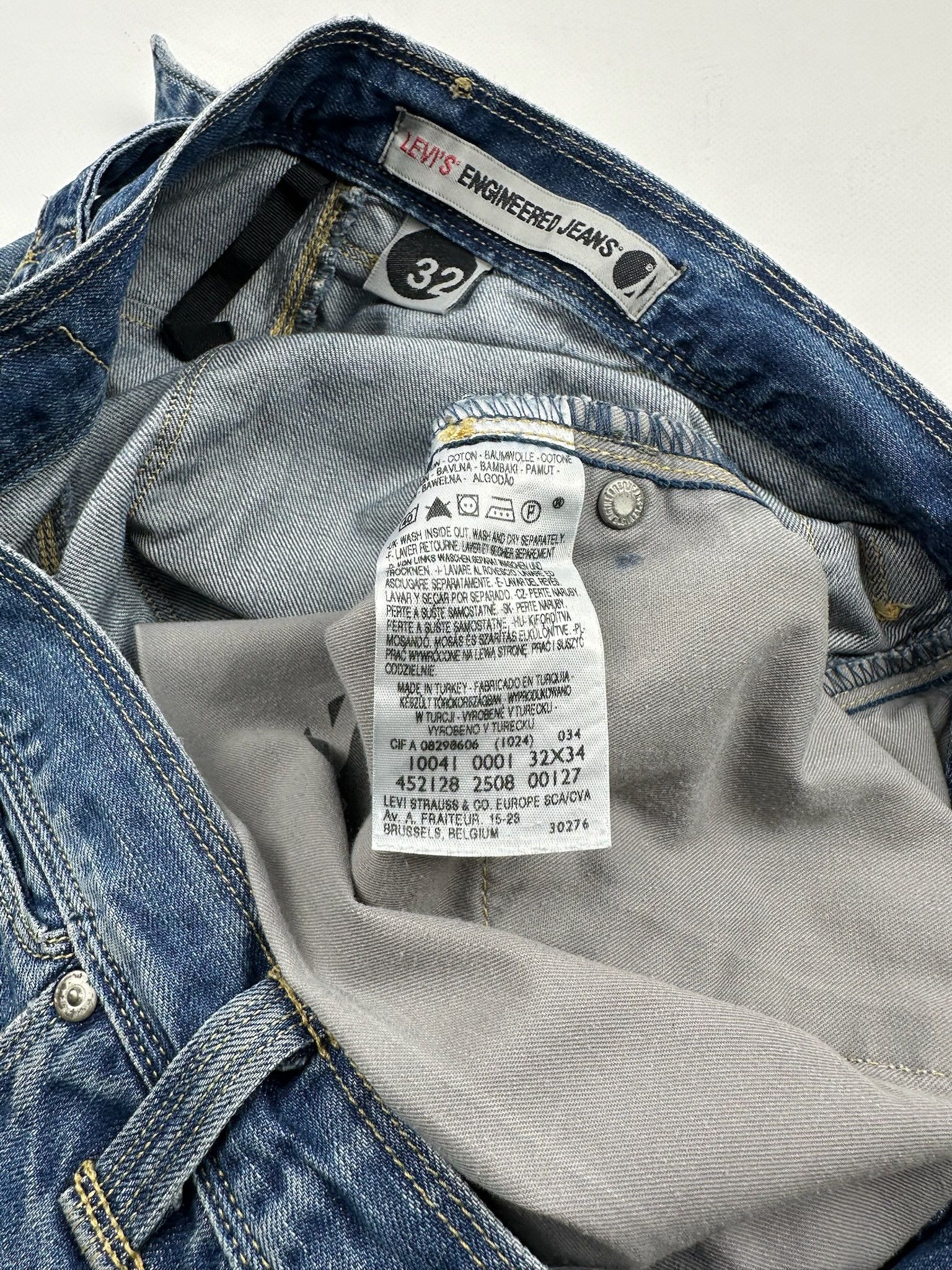 Levi's Vintage Levis Engineered Twisted Jeans Tag W32 Size US 32 / EU 48 - 5 Thumbnail