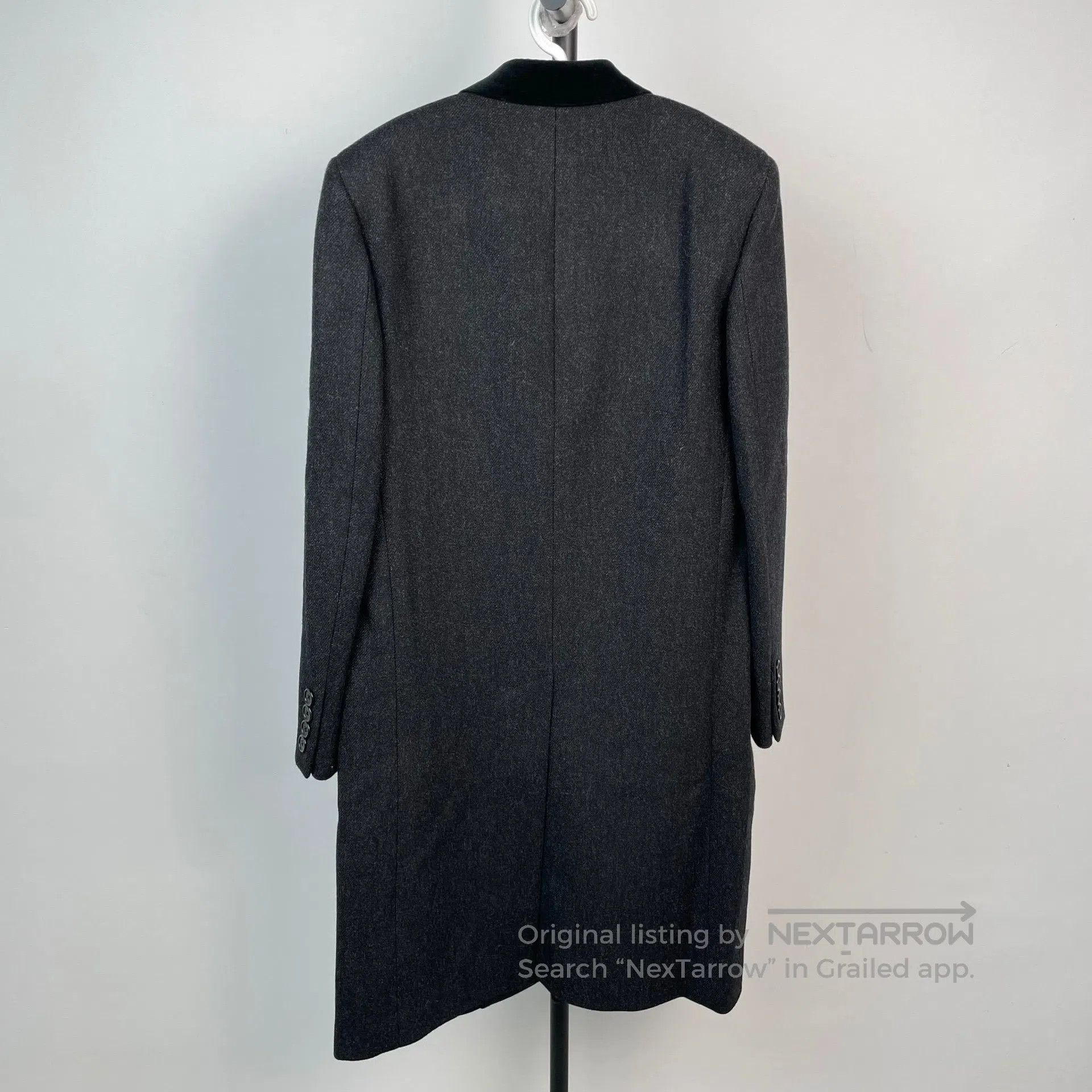 Saint Laurent Paris Saint Laurent Paris Black Gray Velvet Three Button Velvet Size US M / EU 48-50 / 2 - 2 Thumbnail