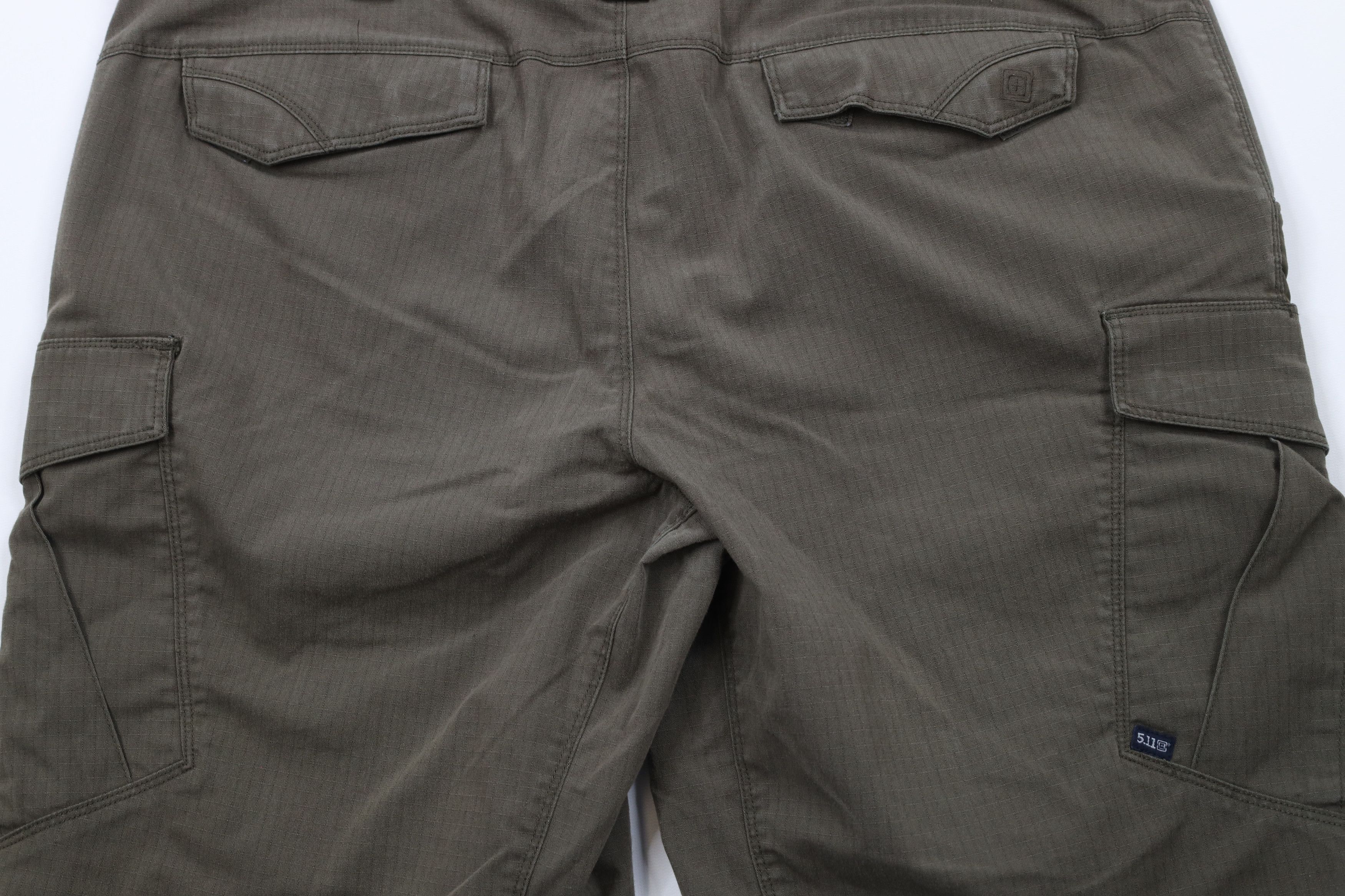 Vintage 5.11 Tactical Series Uniform Stryke Cargo Shorts Green Size US 38 / EU 54 - 10 Thumbnail