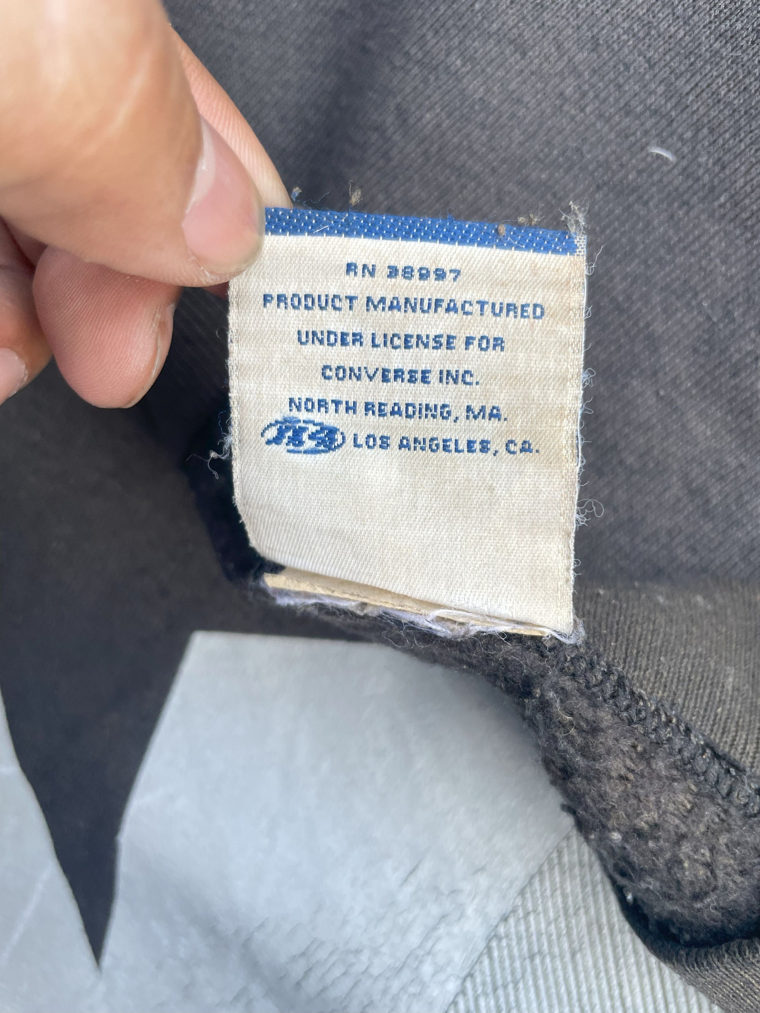 Converse Vintage Converse Sweatshirt Faded Wash Size US L / EU 52-54 / 3 - 12 Thumbnail