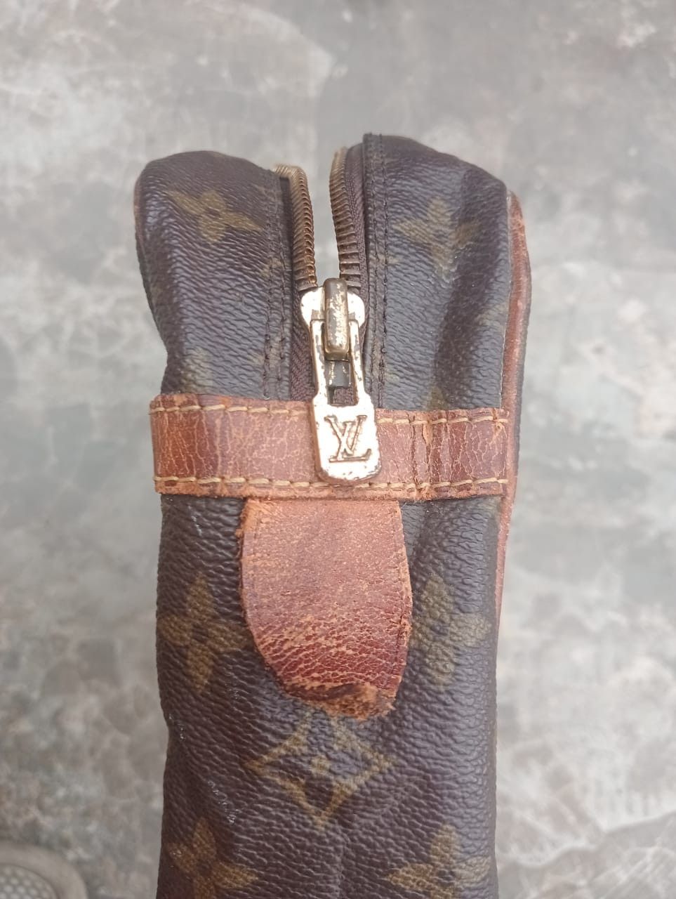 Louis Vuitton Vintage Louis Vuitton Monogram Clutch Bag Size ONE SIZE - 6 Thumbnail