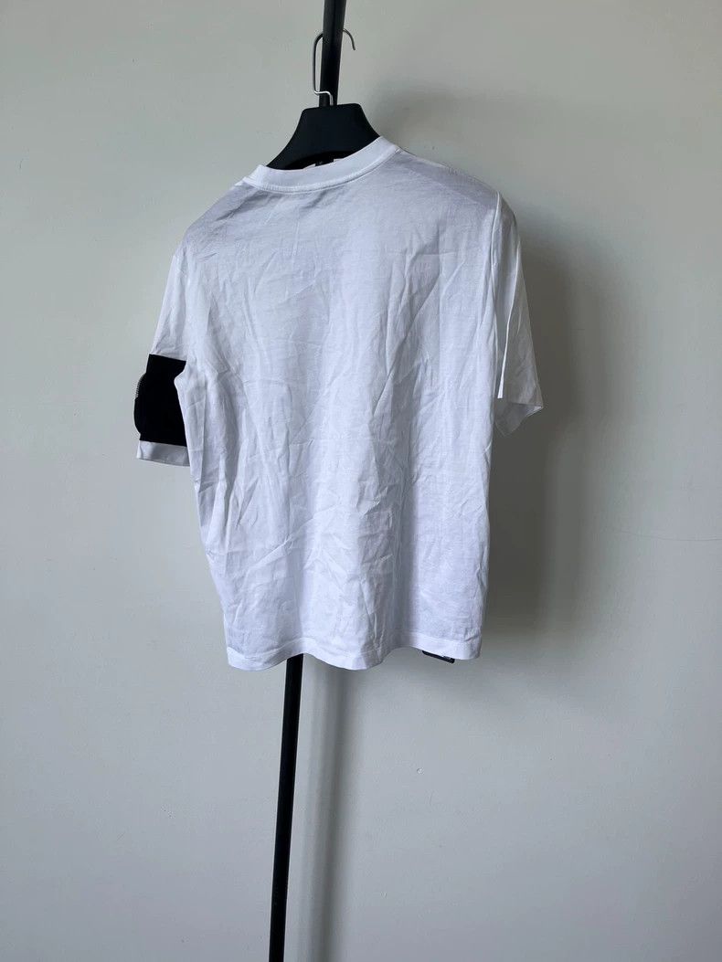 Prada Prada Metal Triangle Pocket Short Sleeve Size US XS / EU 42 / 0 - 2 Thumbnail