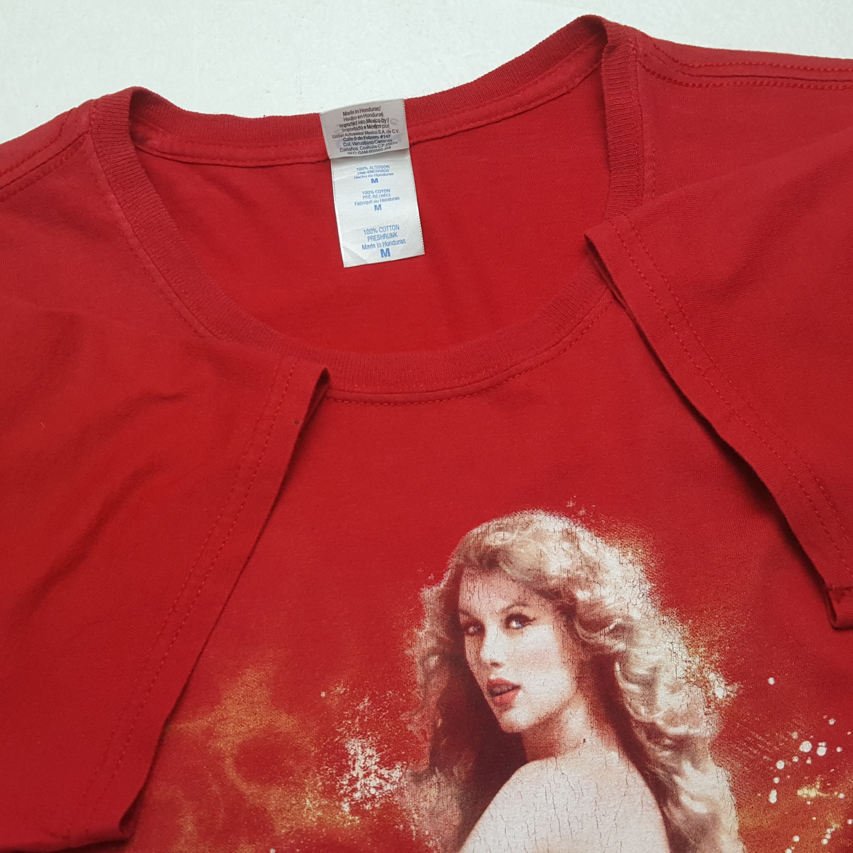 Band Tees × Vintage TAYLOR SWIFT American Singer Music Phototees Style Tshirt Size US M / EU 48-50 / 2 - 6 Thumbnail