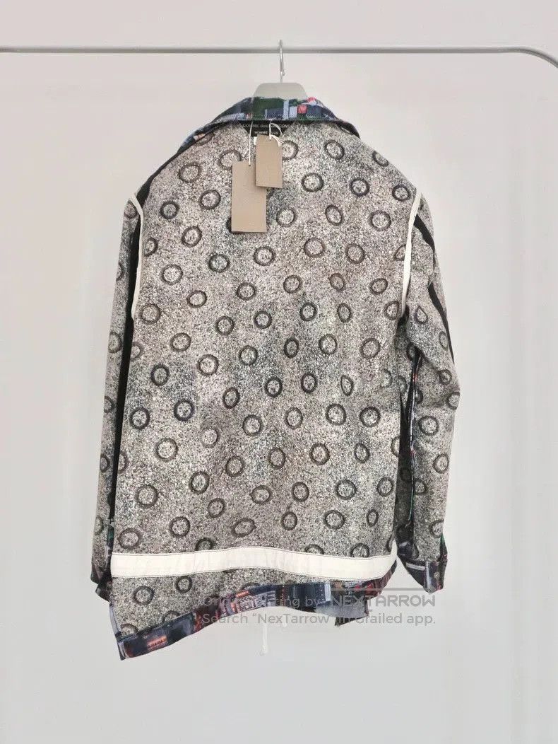 Comme des Garcons White Shock Reversible Printed Jacket. Size US S / EU 44-46 / 1 - 7 Thumbnail