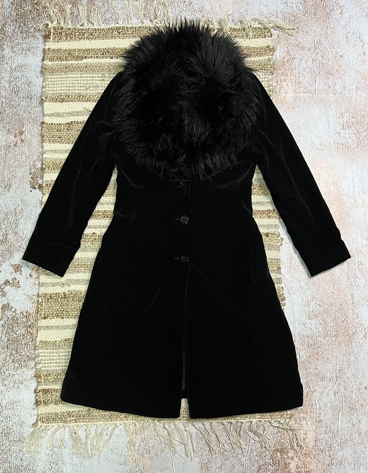 image of Vintage Japanese Coat With Fur Collar in Black, Women's (Size Small)