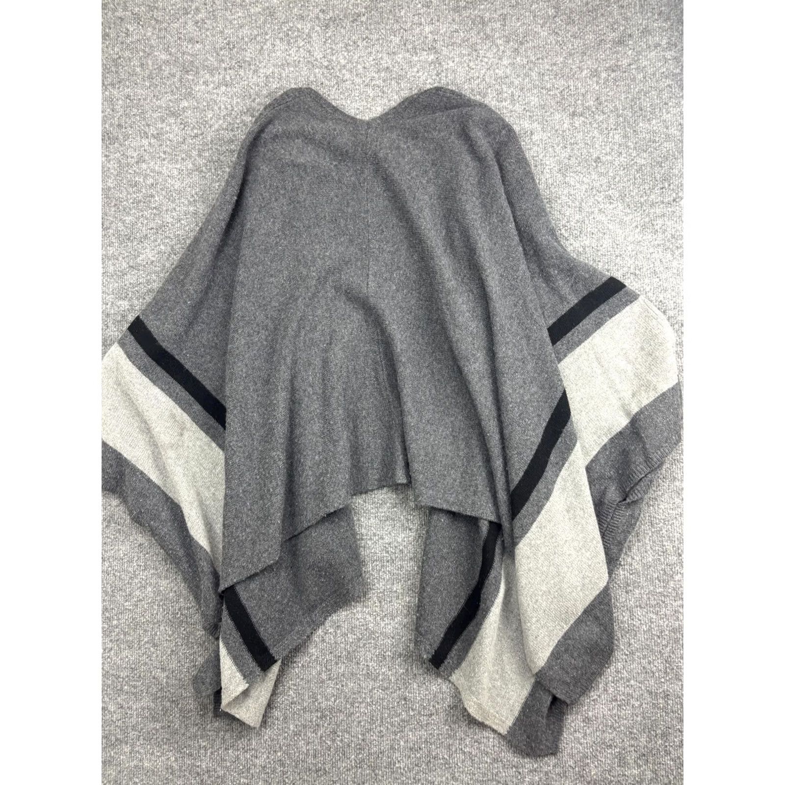 Velvet Velvet by Graham & Spencer Cape Sweater Womens XS/S Gray Stripe Knit Poncho Size XS / US 0-2 / IT 36-38 - 7 Thumbnail
