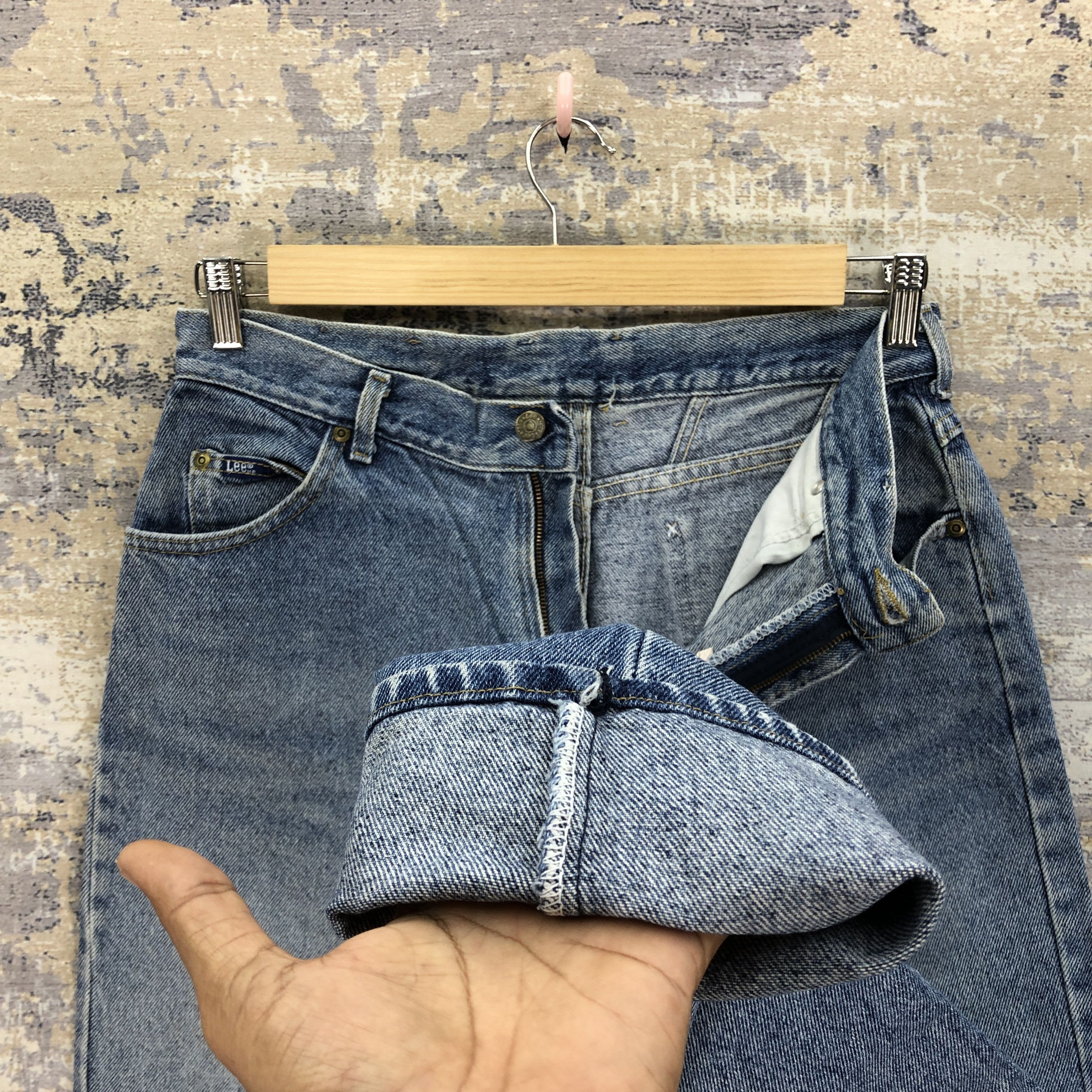 Lee × Vintage Vintage 90s Lee Light Wash Jeans Tapered Lee Sunfaded Denim Size US 30 / EU 46 - 8 Thumbnail
