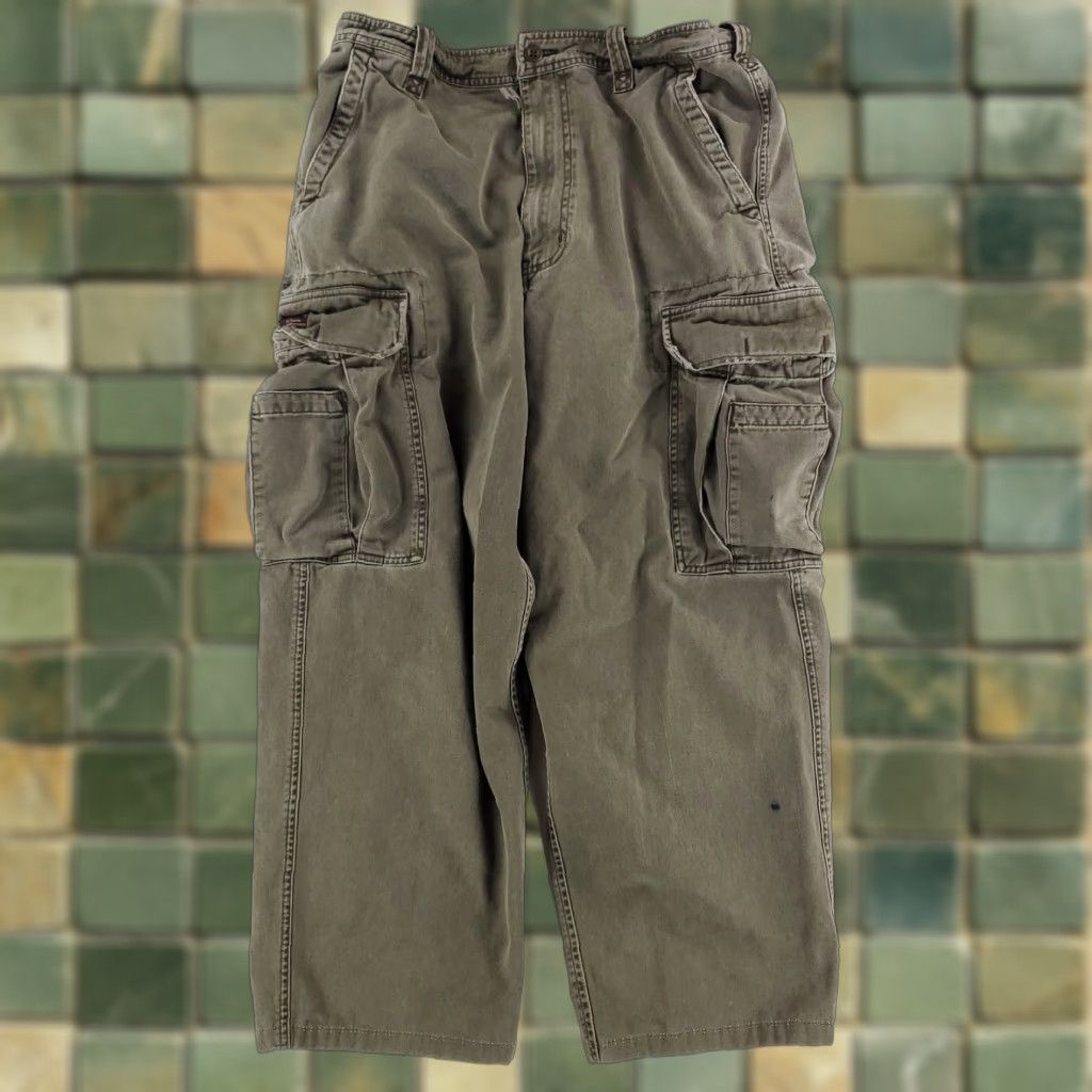 Abercrombie & Fitch VINTAGE Abercrombie & Fitch Cargo Pants Mens 32 Regular 32 x 26.5 Brown Y2K Inseam 26.5 Ink stains Size US 32 / EU 48 - 1 Thumbnail