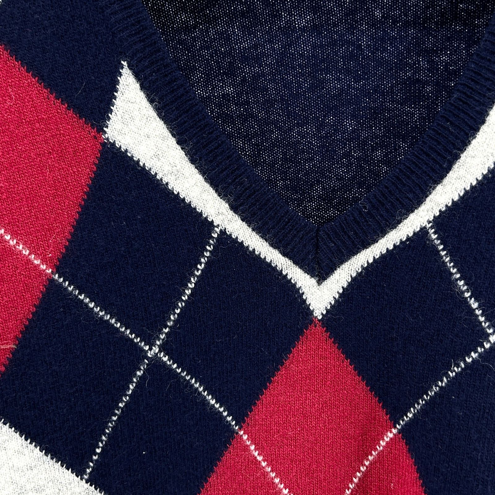 Vintage 70s Rodin Navy Blue Red Argyle Wool V-Neck Pullover Sweater Size US L / EU 52-54 / 3 - 2 Thumbnail