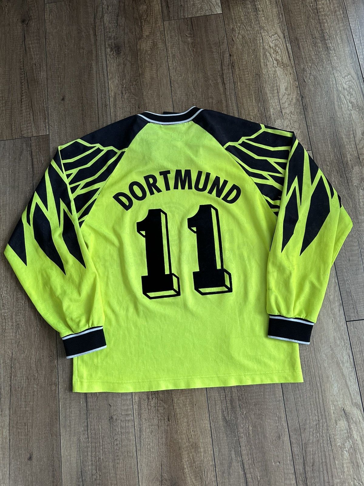 Nike 1994/1995 Nike Borussia Dortmund Vintage Long Sleeve Jersey Size US M / EU 48-50 / 2 - 7 Thumbnail